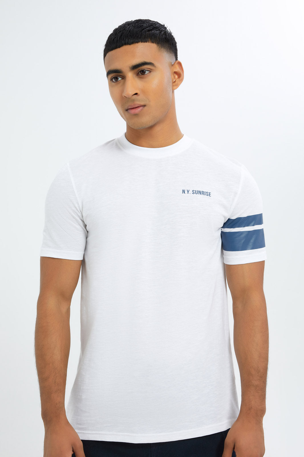 Redtag-Men-White-Varsity-Logo-T-Shirt-Category:T-Shirts,-Colour:White,-Deals:New-In,-Dept:Menswear,-Filter:Men's-Clothing,-H1:MWR,-H2:GEN,-H3:TSH,-H4:TSH,-Men-T-Shirts,-New-In-Men-APL,-Non-Sale,-S23C,-Season:S23C,-Section:Men-Men's-