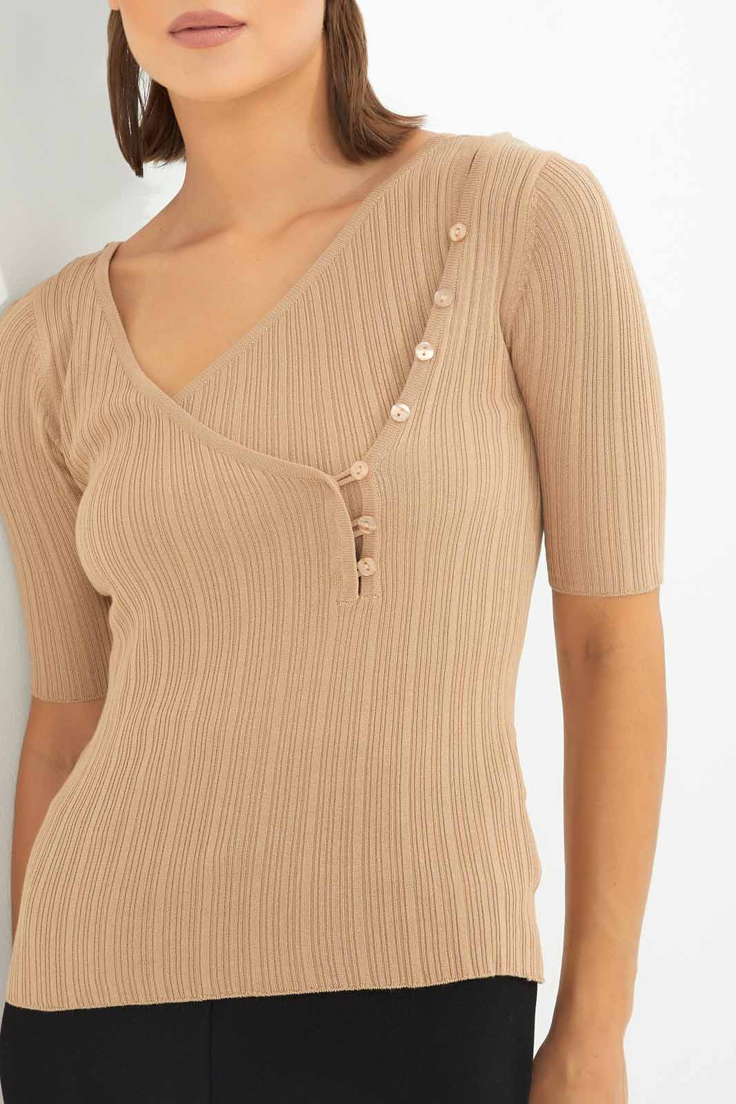 Redtag-Women-Beige-Top-Category:Tops,-Colour:Beige,-Deals:New-In,-Dept:Ladieswear,-Filter:Women's-Clothing,-LDC,-LDC-Tops,-New-In-LDC-APL,-Non-Sale,-S23A,-Section:Women-Women's-