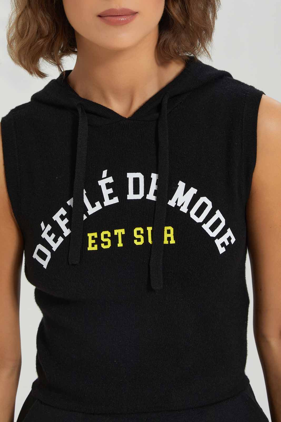 Redtag-Women-Black-Pullovers-Category:Pullovers,-Colour:Black,-Deals:New-In,-Dept:Ladieswear,-Filter:Women's-Clothing,-LDC,-LDC-Pullovers,-New-In-LDC-APL,-Non-Sale,-S23A,-Section:Women-Women's-