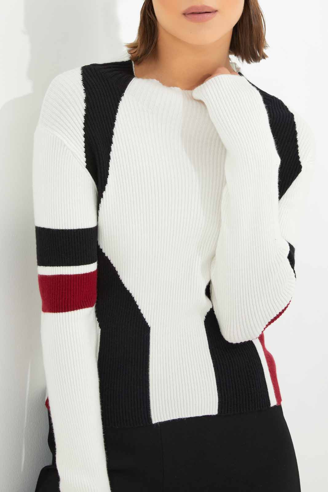 Redtag-Women-White-Pullover-Category:Pullovers,-Colour:White,-Deals:New-In,-Dept:Ladieswear,-Filter:Women's-Clothing,-LDC,-LDC-Pullovers,-New-In-LDC-APL,-Non-Sale,-S23A,-Section:Women-Women's-