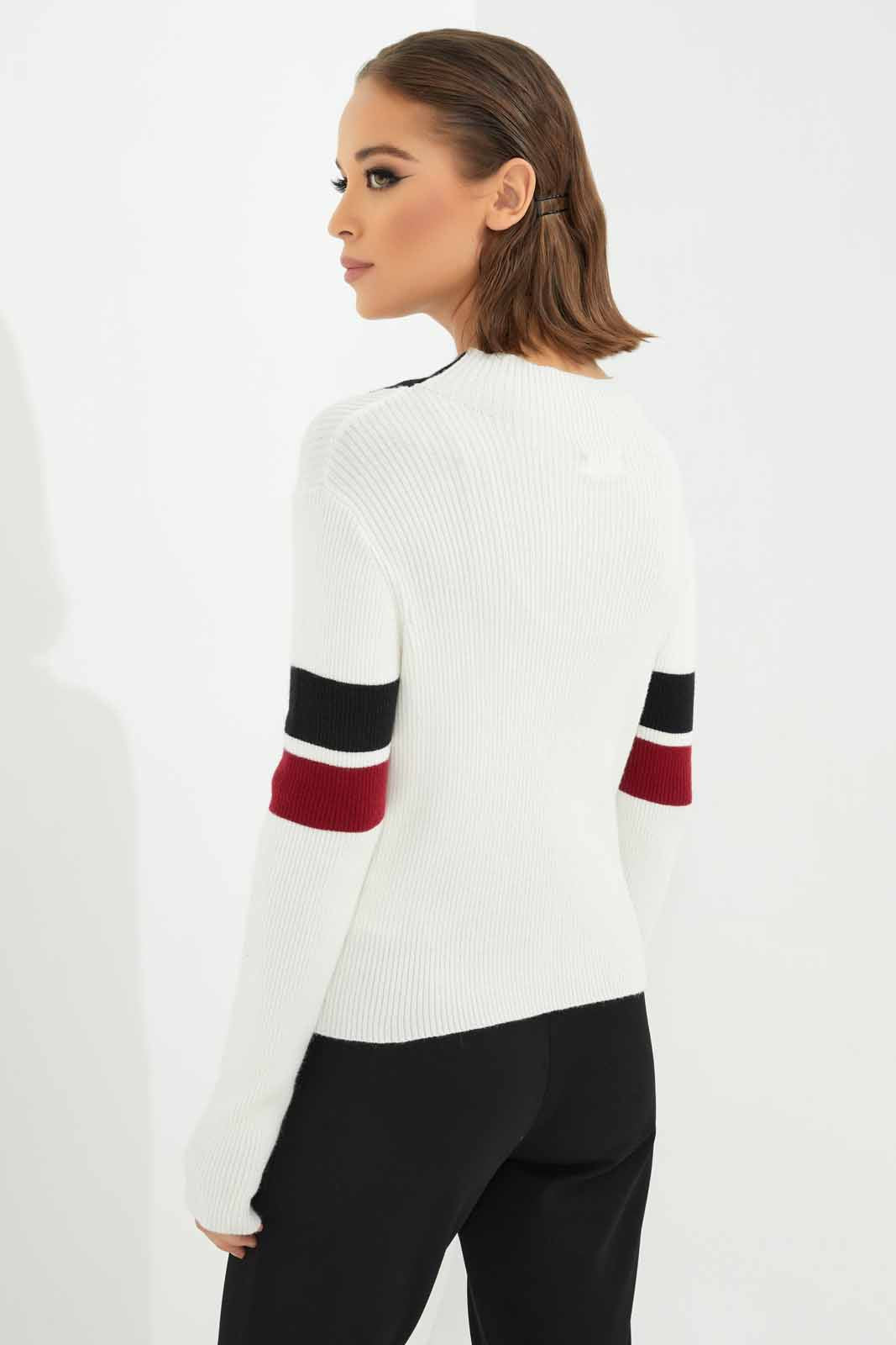 Redtag-Women-White-Pullover-Category:Pullovers,-Colour:White,-Deals:New-In,-Dept:Ladieswear,-Filter:Women's-Clothing,-LDC,-LDC-Pullovers,-New-In-LDC-APL,-Non-Sale,-S23A,-Section:Women-Women's-