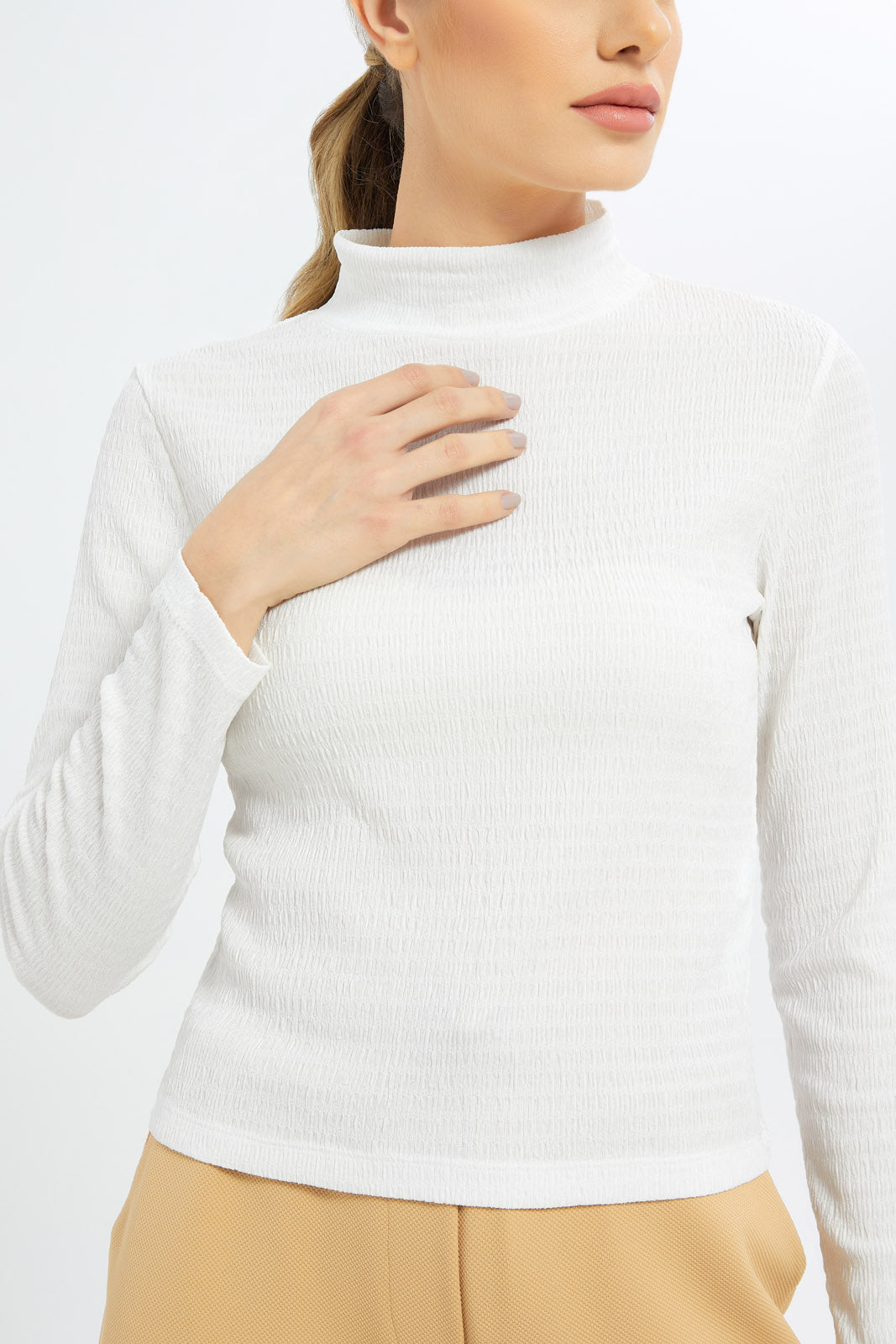 Redtag-Women-White-Tops-Category:Tops,-Colour:White,-Deals:New-In,-Dept:Ladieswear,-Filter:Women's-Clothing,-LDC,-LDC-Tops,-New-In-LDC-APL,-Non-Sale,-S23B,-Section:Women,-TBL-Women's-