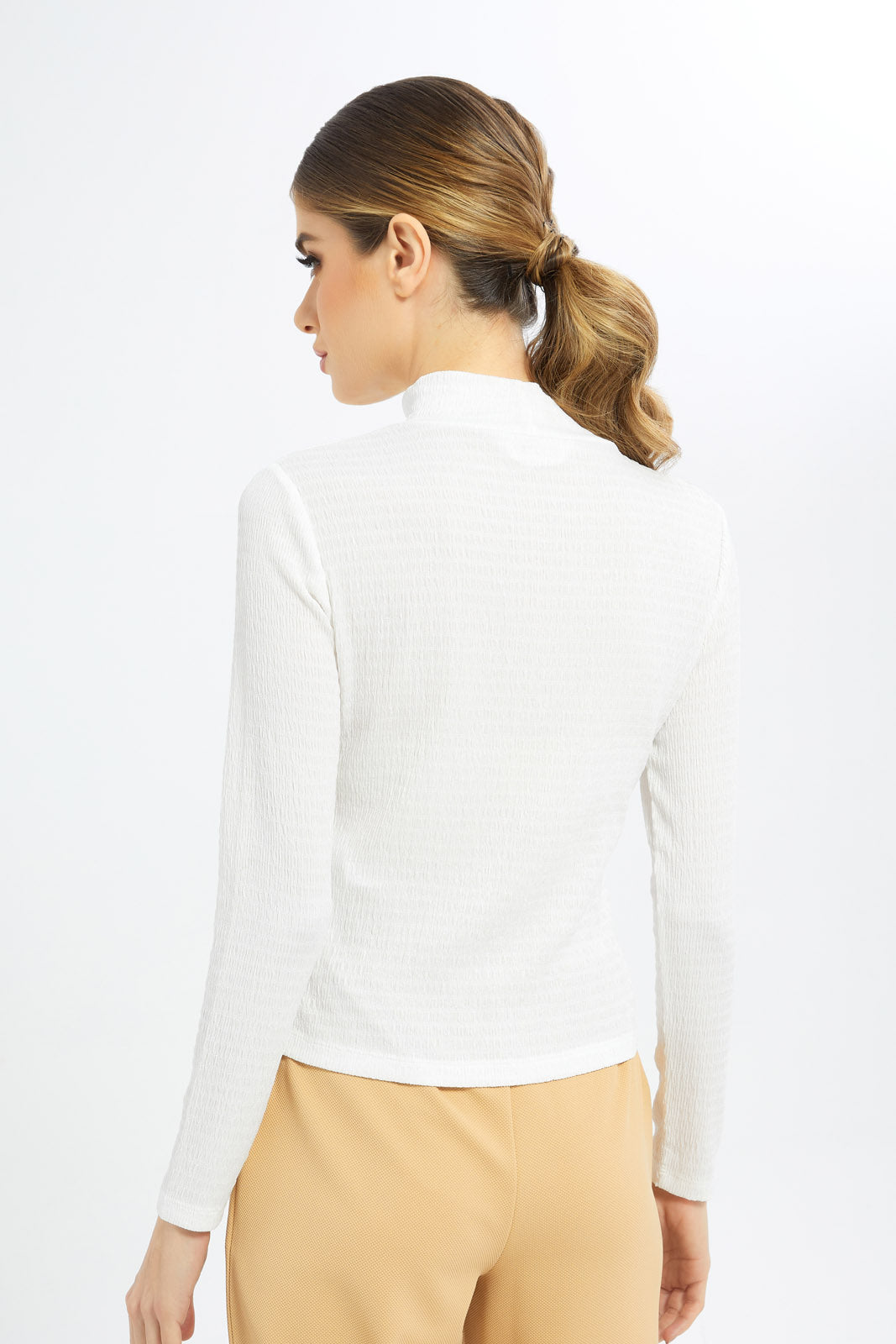 Redtag-Women-White-Tops-Category:Tops,-Colour:White,-Deals:New-In,-Dept:Ladieswear,-Filter:Women's-Clothing,-LDC,-LDC-Tops,-New-In-LDC-APL,-Non-Sale,-S23B,-Section:Women,-TBL-Women's-