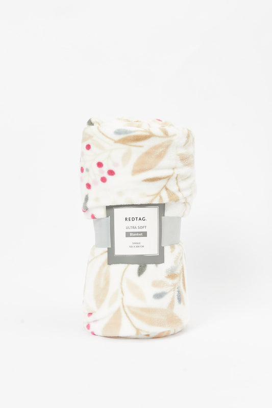 Redtag-Pink-Floral-Print-Blanket-(Single-Size)-Category:Blankets,-Colour:Pink,-Deals:New-In,-Dept:Home,-Filter:Home-Bedroom,-HMW-BED-Blankets,-New-In-HMW-BED,-Non-Sale,-S23B,-Section:Homewares-Home-Bedroom-