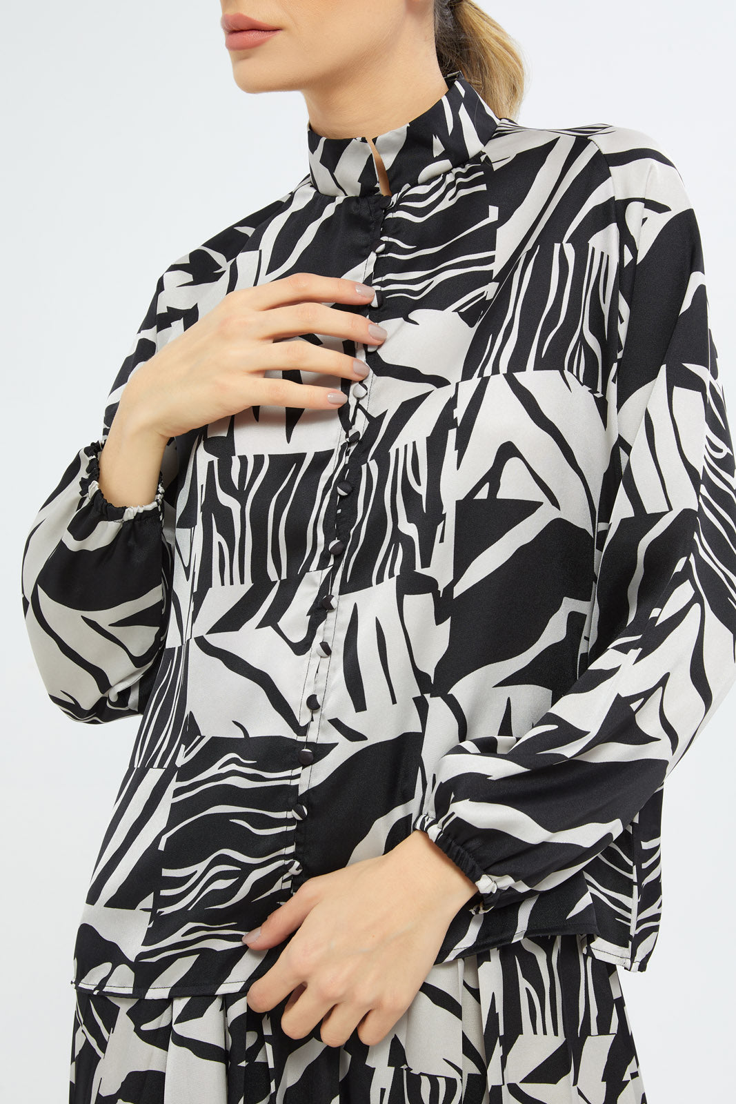 Redtag-Women-Assorted-Printed-Blouse-Category:Blouses,-Colour:Assorted,-Deals:New-In,-Dept:Ladieswear,-Filter:Women's-Clothing,-LDC,-LDC-Blouses,-New-In-LDC-APL,-Non-Sale,-S23C,-Section:Women-Women's-