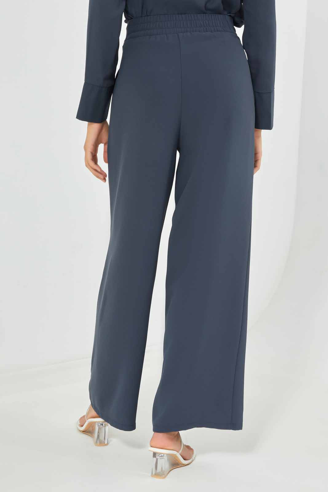 Redtag-Women-Navy-Button-Detail-Wide-Leg-Trouser-Category:Trousers,-Colour:Navy,-Deals:New-In,-Dept:Ladieswear,-Filter:Women's-Clothing,-New-In-Women-APL,-Non-Sale,-S23A,-Section:Women,-Women-Trousers-Women's-