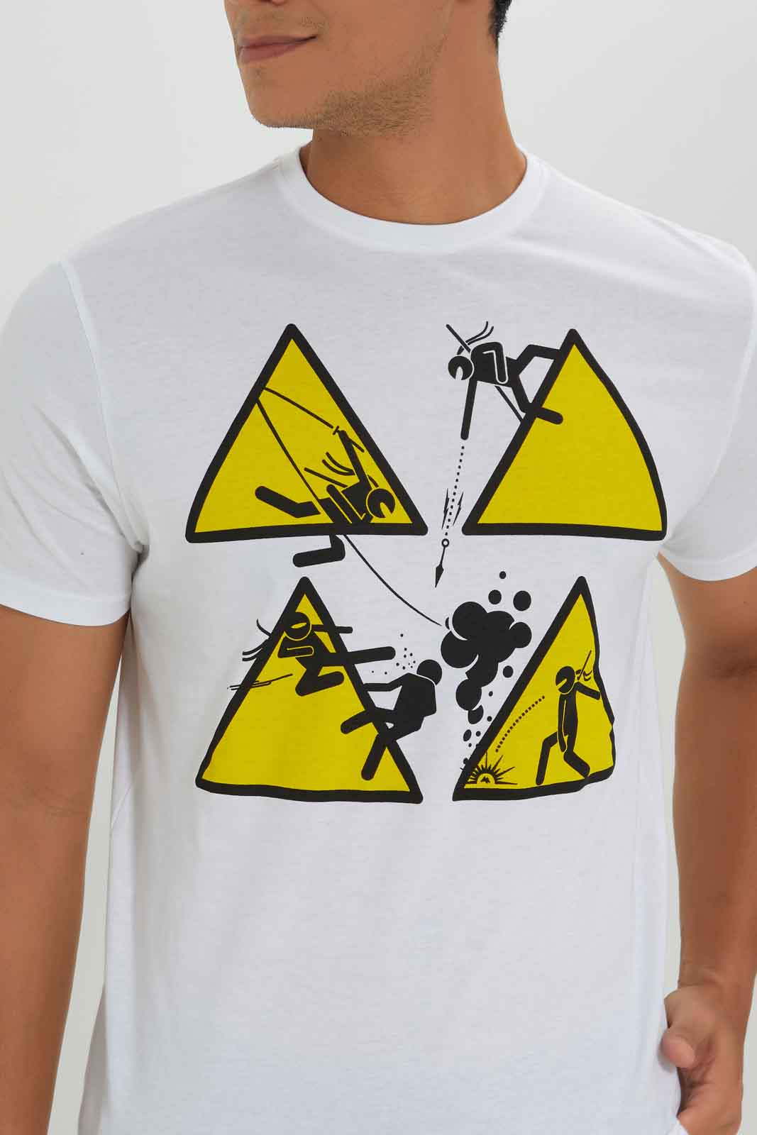 Redtag-Men-White-Graphic-T-Shirt-Category:T-Shirts,-Colour:White,-Deals:New-In,-Dept:Menswear,-Filter:Men's-Clothing,-Men-T-Shirts,-New-In-Men-APL,-Non-Sale,-S23A,-Section:Men,-TBL-Men's-