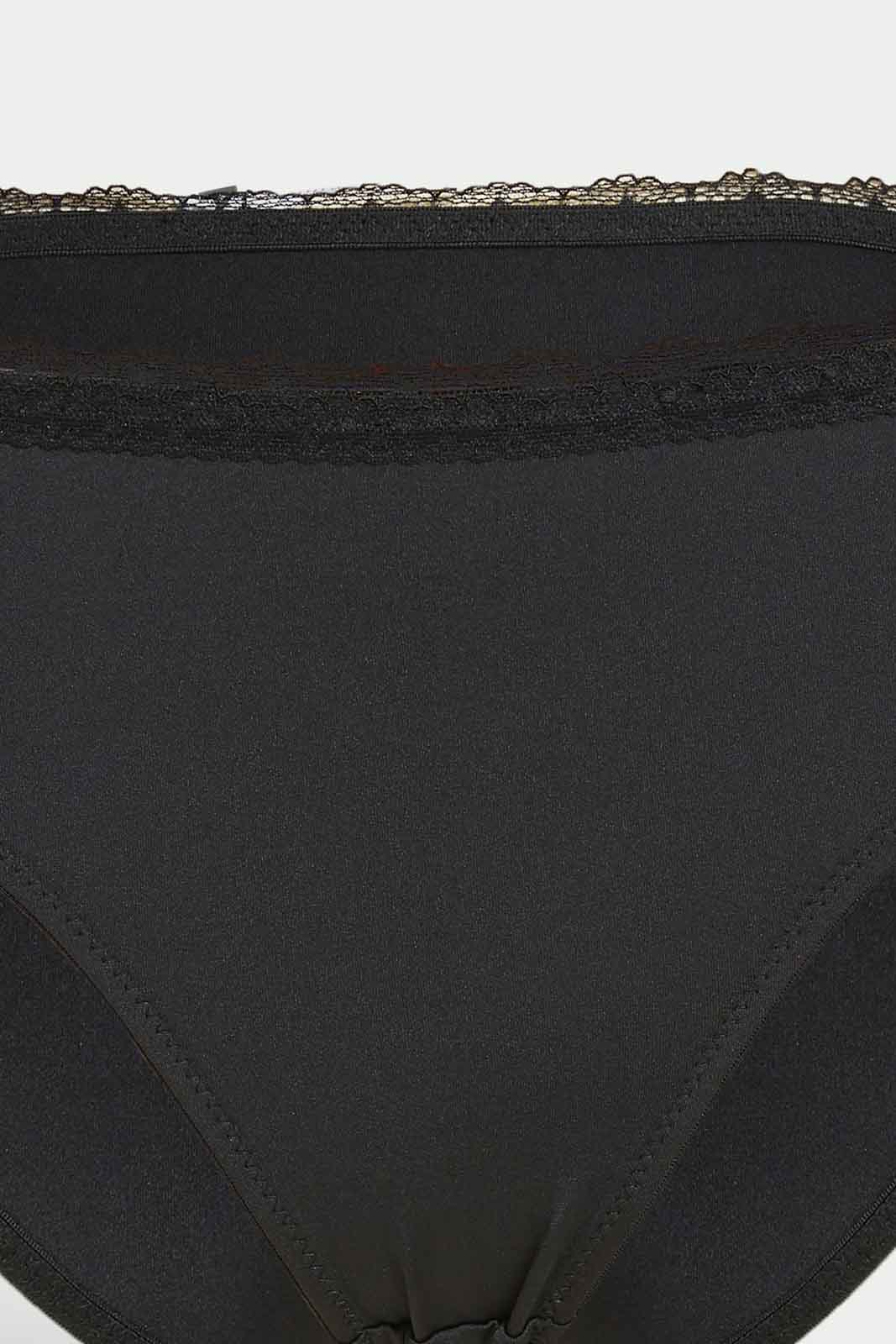 Redtag-Women-Black-Color-Bikini-Brief-With-Lace-Category:Briefs,-Colour:Black,-Deals:New-In,-Dept:Ladieswear,-Filter:Women's-Clothing,-New-In-Women-APL,-Non-Sale,-S23A,-Section:Women,-Women-Briefs--