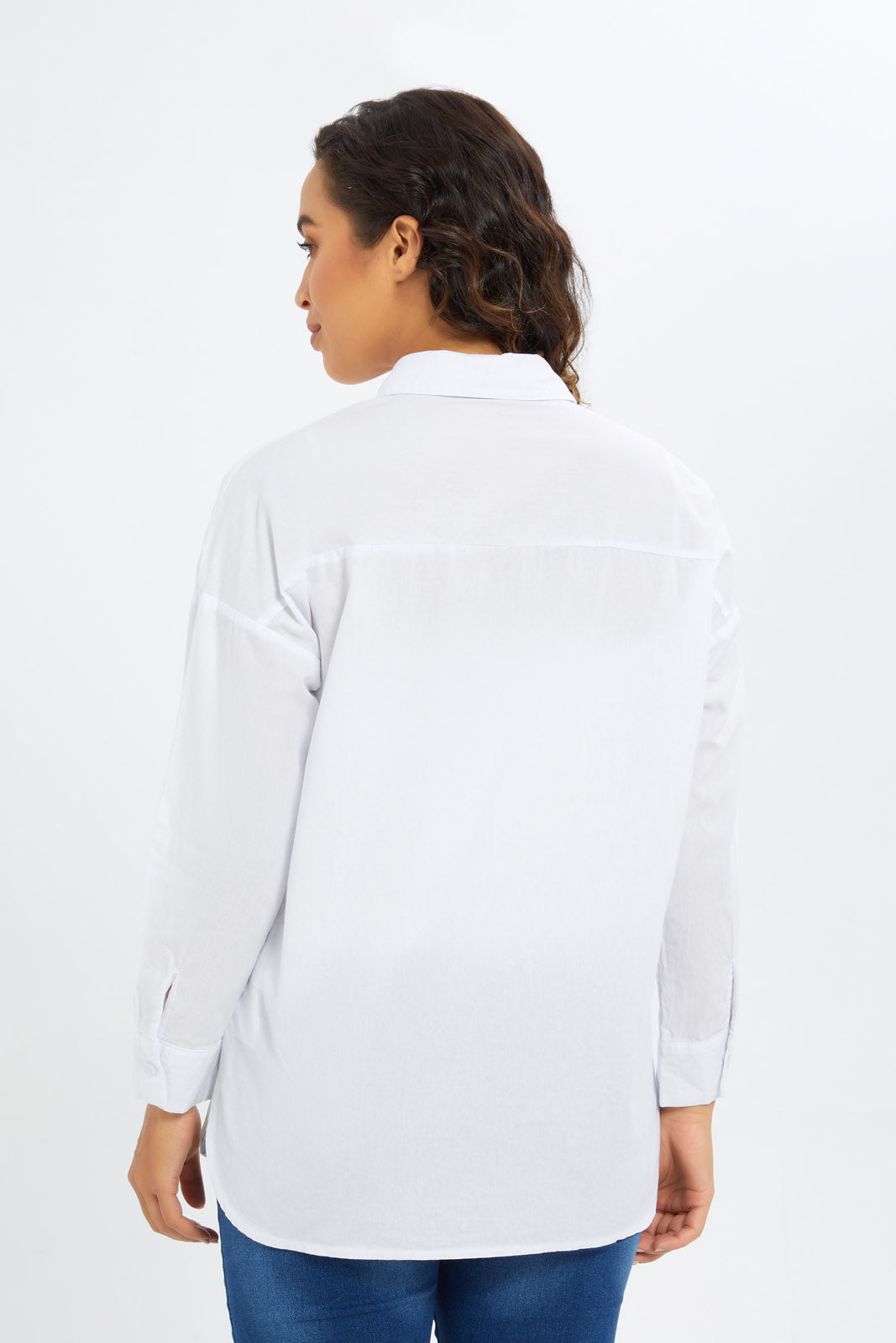 Redtag-Women-White-Poplin-Shirt-Solid-Category:Blouses,-Colour:White,-Deals:New-In,-Dept:Ladieswear,-Filter:Women's-Clothing,-H1:LWR,-H2:LAD,-H3:BLO,-H4:CBL,-New-In-Women-APL,-Non-Sale,-S23A,-Season:S23A,-Section:Women,-Women-Blouses-Women's-