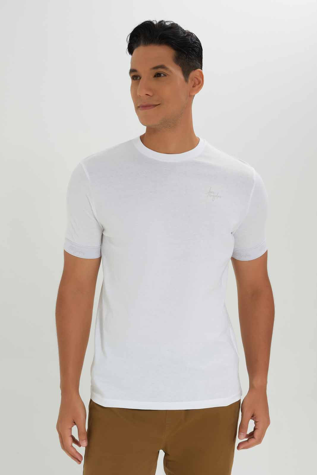 Redtag-Men-White-Signature-T-Shirt-Category:T-Shirts,-Colour:White,-Deals:New-In,-Dept:Menswear,-Filter:Men's-Clothing,-Men-T-Shirts,-New-In-Men-APL,-Non-Sale,-S23A,-Section:Men-Men's-