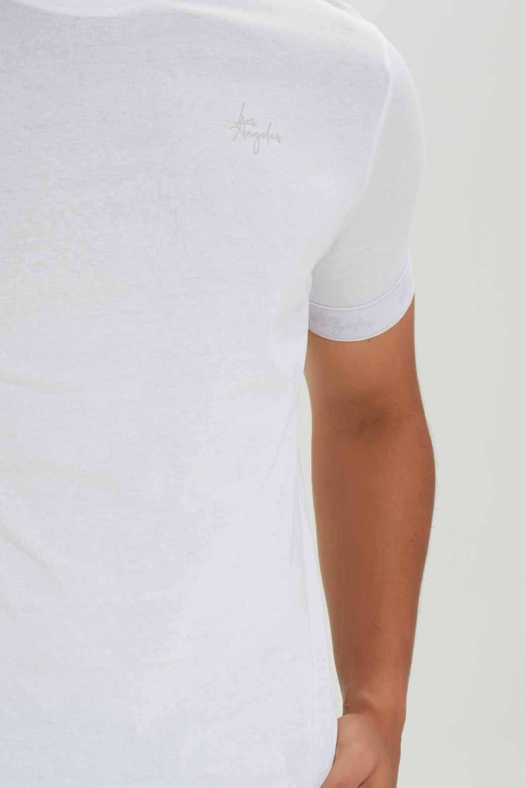 Redtag-Men-White-Signature-T-Shirt-Category:T-Shirts,-Colour:White,-Deals:New-In,-Dept:Menswear,-Filter:Men's-Clothing,-Men-T-Shirts,-New-In-Men-APL,-Non-Sale,-S23A,-Section:Men-Men's-