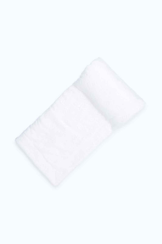 Redtag-White-Aop-Embossed-Fleece-Blanket-Category:Newborn-Accessories,-Colour:Yellow,-Deals:New-In,-Dept:New-Born,-Filter:Baby-(0-to-12-Mths),-NBF-Newborn-Accessories,-New-In-NBF-APL,-Non-Sale,-S23A,-Section:Boys-(0-to-14Yrs)-Baby-0 to 12 Months