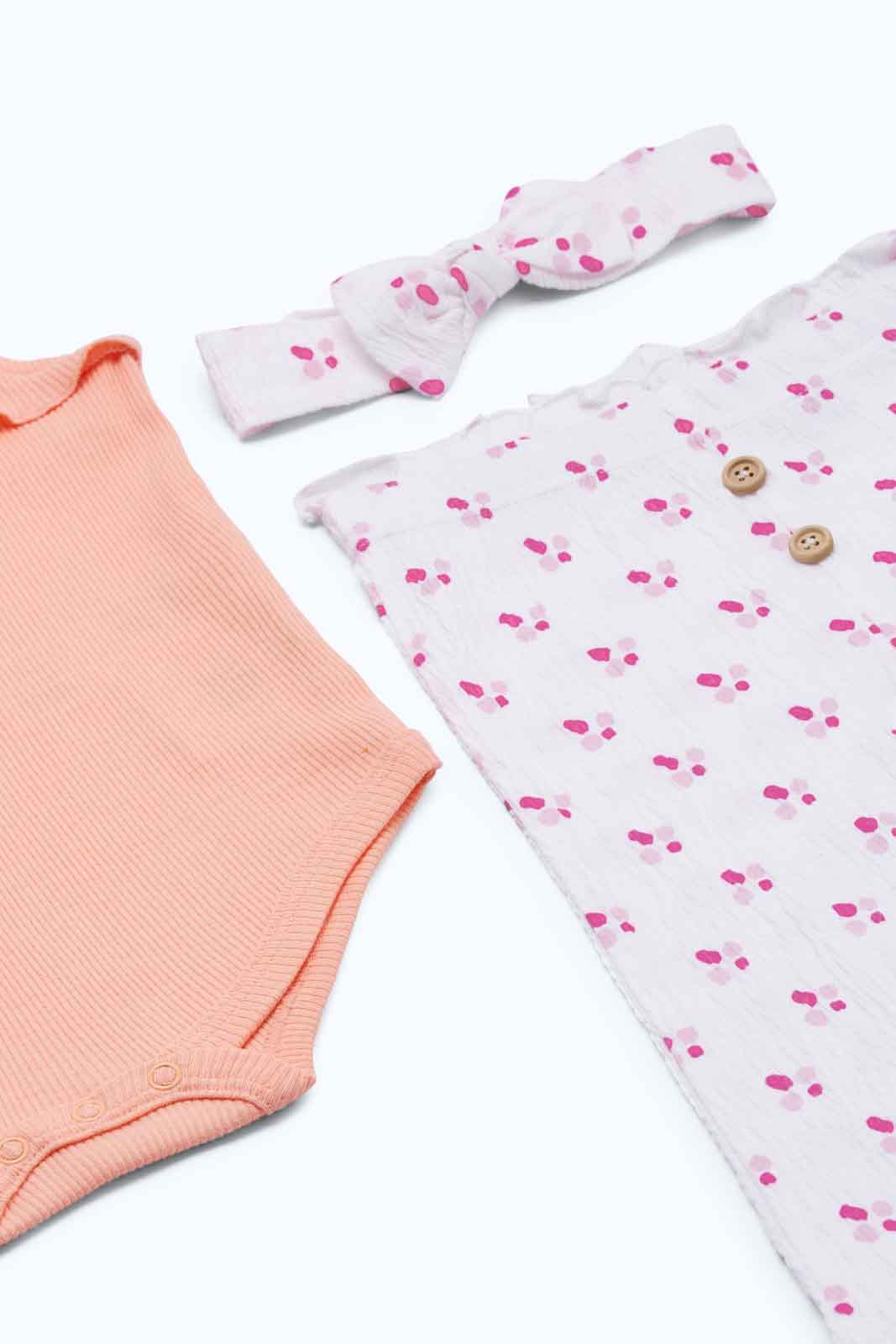 Redtag-Girls-Orange-3-Pc-Bodysuit-And-Legging-Set-Category:Gift-Sets,-Colour:Assorted,-Deals:New-In,-Dept:New-Born,-Filter:Baby-(0-to-12-Mths),-NBG-Gift-Sets,-New-In-NBG-APL,-Non-Sale,-S23B,-Section:Boys-(0-to-14Yrs)-Baby-0 to 12 Months
