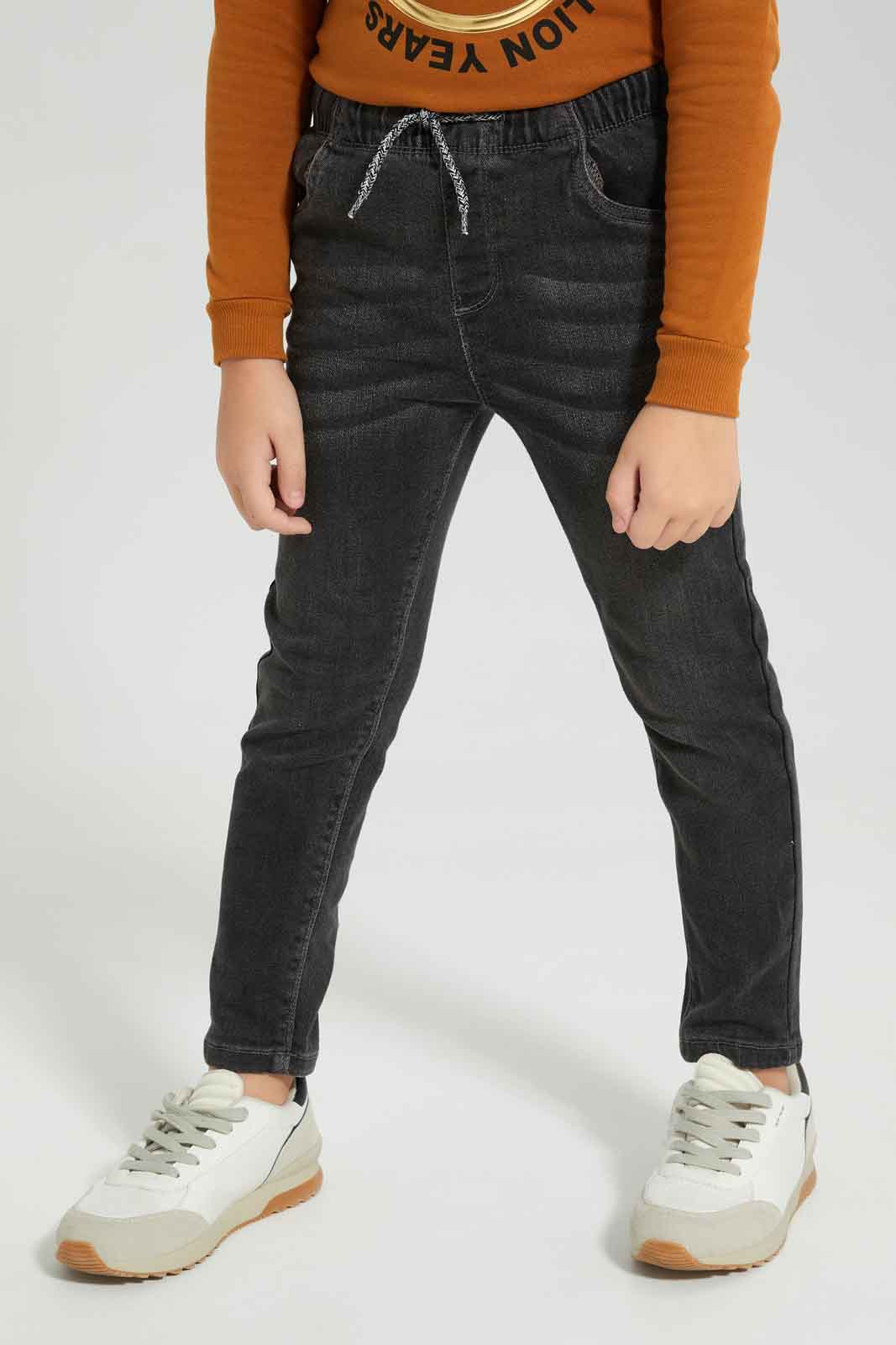 Redtag-Boys-Black-Pullon-Stretch-Jeans-BOY-Jeans,-Category:Jeans,-Colour:Black,-Deals:New-In,-Dept:Boys,-Filter:Boys-(2-to-8-Yrs),-New-In-BOY-APL,-Non-Sale,-Section:Boys-(0-to-14Yrs),-W22B-Boys-2 to 8 Years