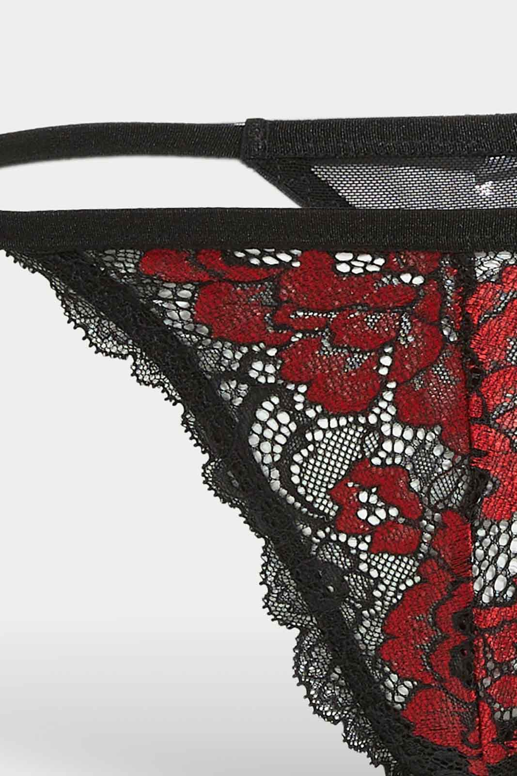Redtag-Women-Black-Color-Single-Pack-Plain-Thong-Category:Briefs,-Colour:Black,-Deals:New-In,-Dept:Ladieswear,-Filter:Women's-Clothing,-New-In-Women-APL,-Non-Sale,-S23A,-Section:Women,-Women-Briefs--