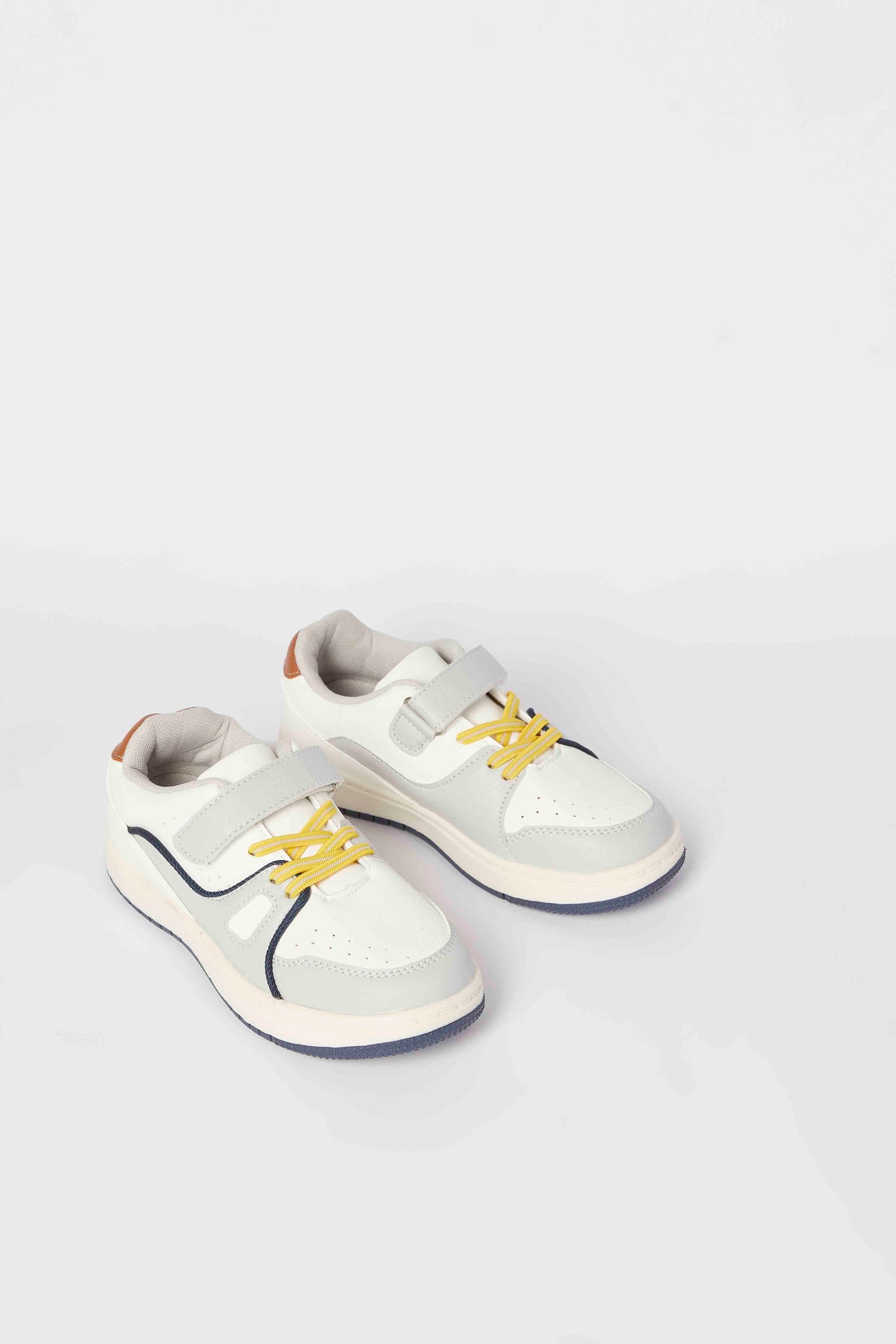 Redtag-White-Colour-Block-Sneaker-BOY-Sandals,-Category:Shoes,-Colour:White,-Deals:New-In,-Filter:Boys-Footwear-(3-to-5-Yrs),-N/A,-New-In-BOY-FOO,-Non-Sale,-S23A,-Section:Boys-(0-to-14Yrs)-Boys-3 to 5 Years