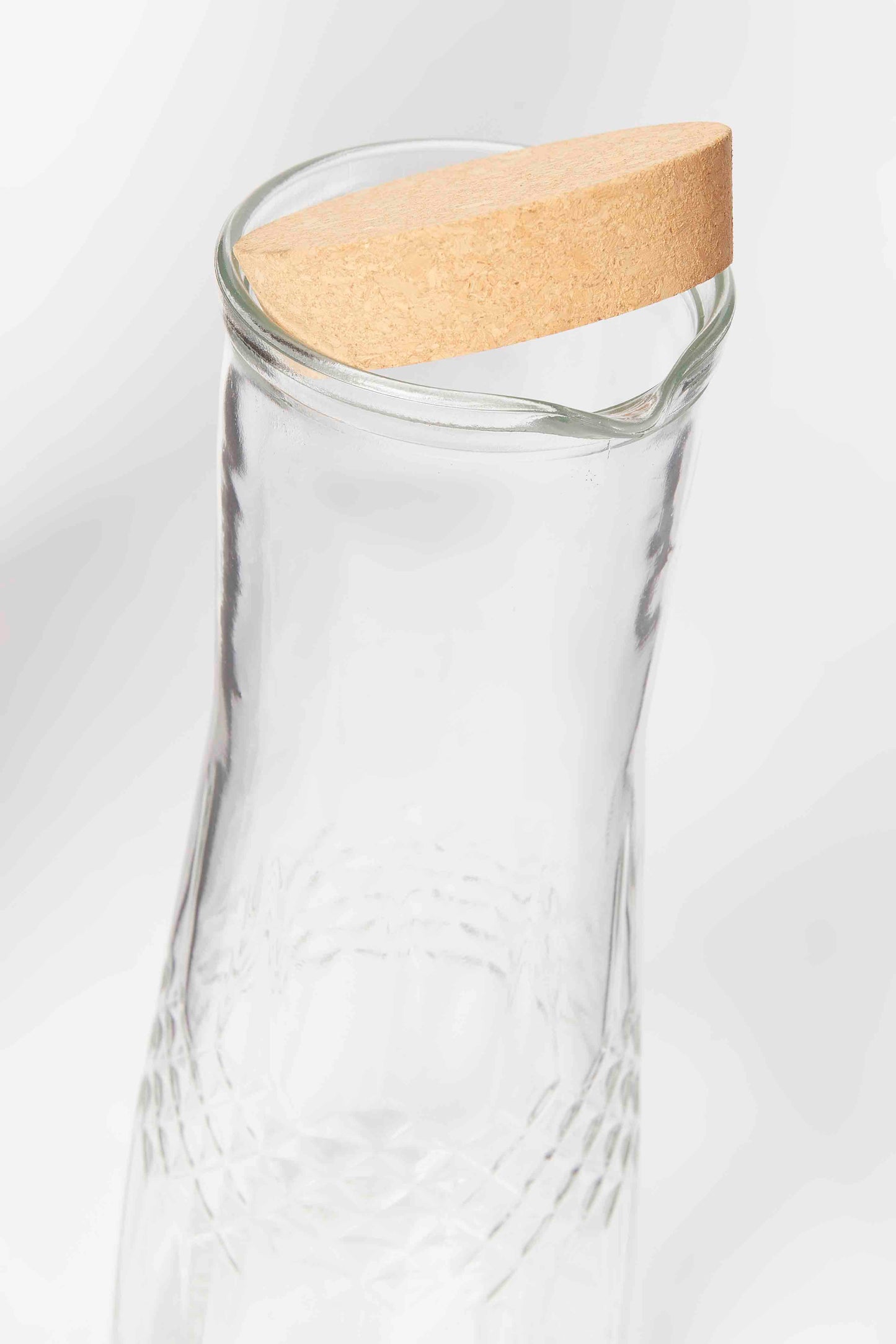 Redtag-Clear-Glass-Decanter-Category:Jugs,-Colour:White,-Deals:New-In,-Dept:Home,-Filter:Home-Dining,-HMW-DIN-Drinkware,-New-In-HMW-DIN,-Non-Sale,-S23A,-Section:Homewares-Home-Dining-
