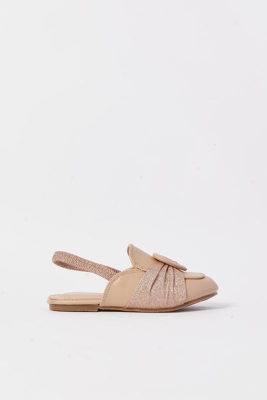 Redtag-Beige-Heart-Trim-Mule-Category:Shoes,-Colour:Beige,-Deals:New-In,-Filter:Girls-Footwear-(1-to-3-Yrs),-ING-Shoes,-N/A,-New-In-ING-FOO,-Non-Sale,-S23A,-Section:Girls-(0-to-14Yrs)-Infant-Girls-1 to 3 Years