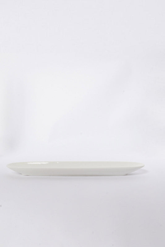 Redtag-White-Porcelain-Oval-Platter-Category:Plates,-Colour:White,-Deals:New-In,-Dept:Home,-Filter:Home-Dining,-HMW-DIN-Serveware,-New-In-HMW-DIN,-Non-Sale,-S23A,-Section:Homewares-Home-Dining-