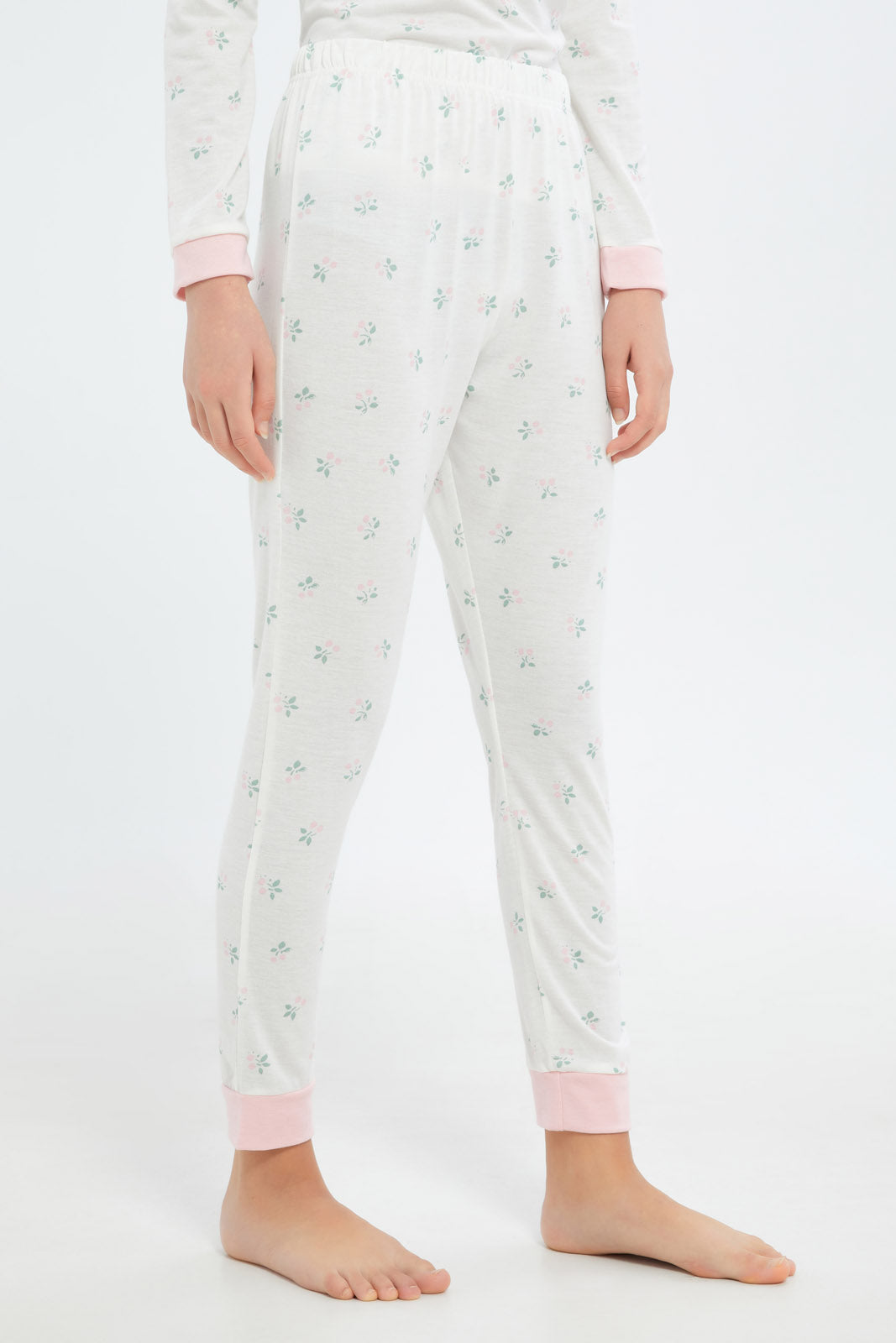 Redtag-Girls-White-Ditsy-Print-L/S-Pajama-Sets-Category:Pyjama-Sets,-Colour:White,-Deals:2-FOR-89,-Deals:New-In,-Dept:Girls,-Filter:Senior-Girls-(8-to-14-Yrs),-GSR-Pyjama-Sets,-H1:KWR,-H2:GSR,-H3:NWR,-H4:PJS,-New-In-GSR-APL,-Non-Sale,-S23A,-Season:S23A,-Section:Girls-(0-to-14Yrs)-Senior-Girls-9 to 14 Years