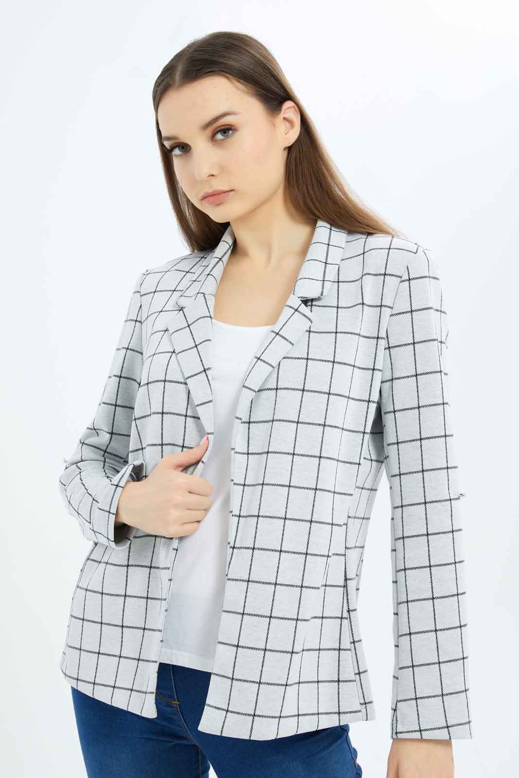 Redtag-Women-White-Checked-Rolled-Up-Sleeve-Jacket-Category:Jackets,-Colour:White,-Deals:New-In,-Dept:Ladieswear,-Filter:Women's-Clothing,-New-In-Women-APL,-Non-Sale,-S23A,-Section:Women,-Women-Jackets-Women's-
