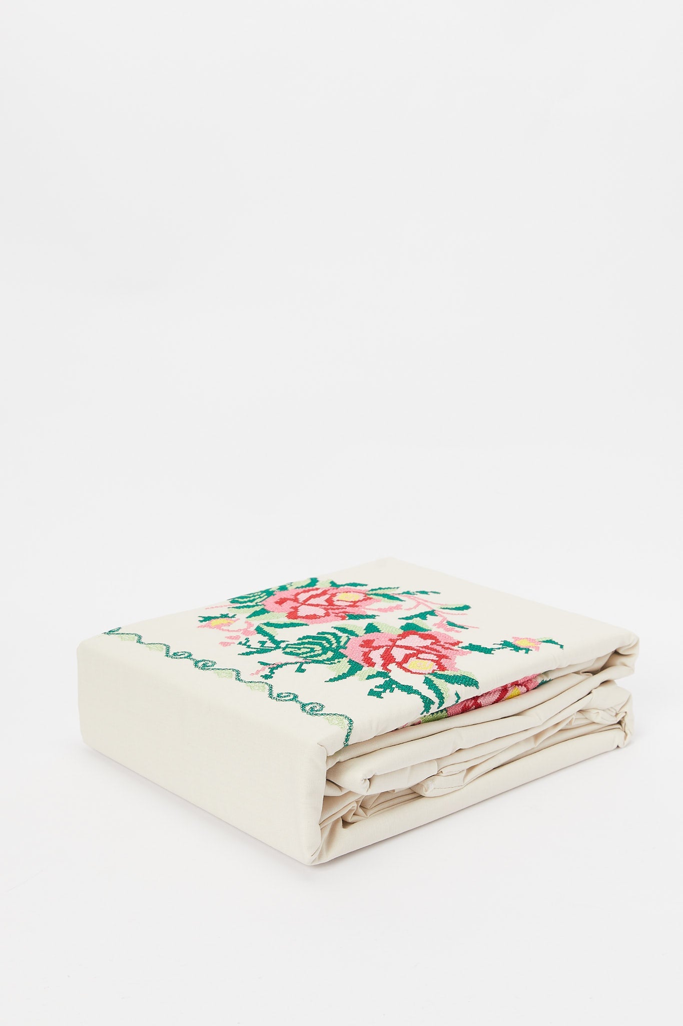 Redtag-Ivory-Floral-Embroidery-Duvet-Cover-Set-(King-Size)-Category:Duvet-Covers,-Colour:Ivory,-Deals:New-In,-Dept:Home,-Filter:Home-Bedroom,-H1:HMW,-H2:BED,-H3:BLN,-H4:DVC,-HMW-BED-Duvet-Covers,-New-In-HMW-BED,-Non-Sale,-S23B,-Season:S23B,-Section:Homewares,-Style:EMBROIDERY-Home-Bedroom-