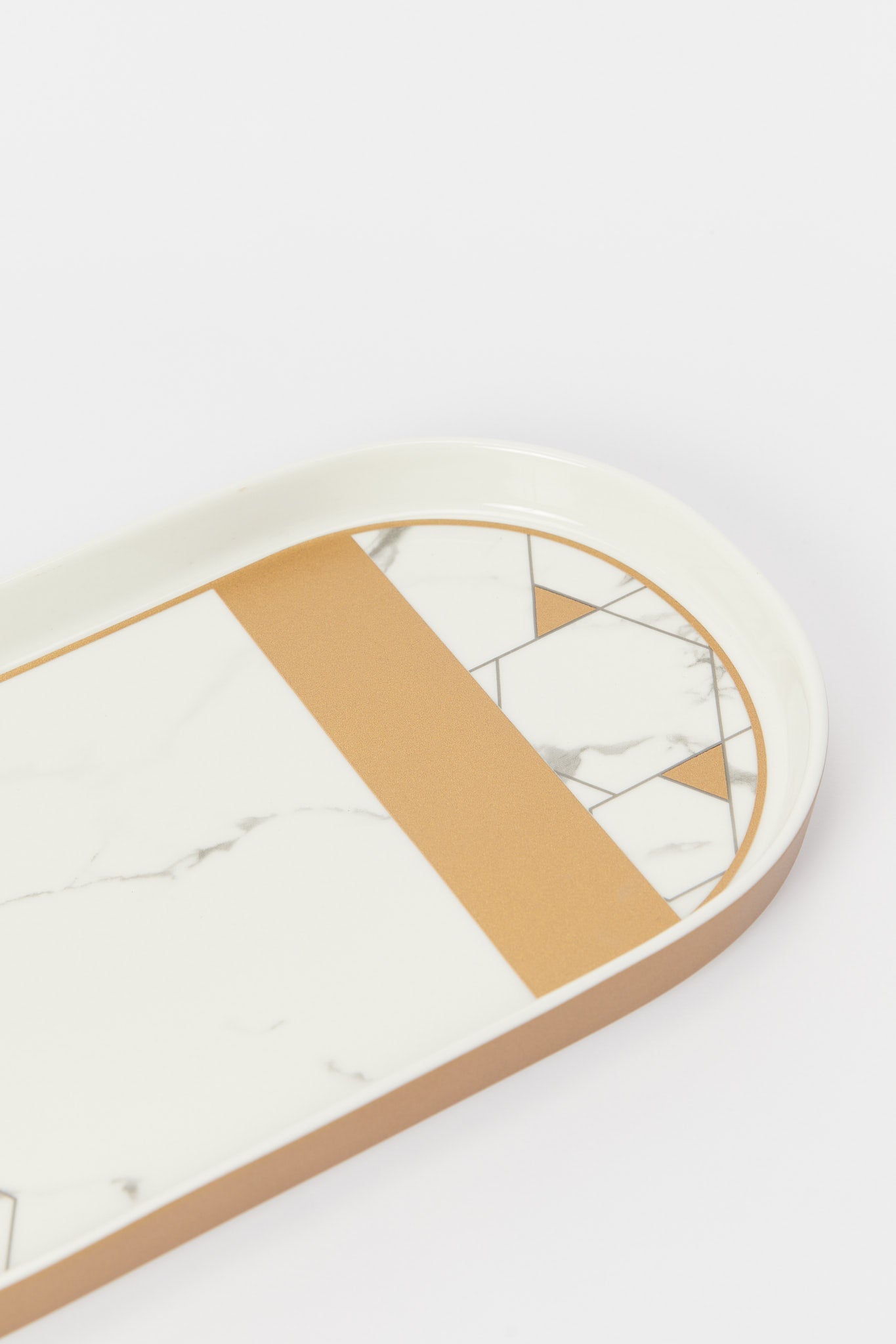 Redtag-Gold-Oval-Platter-Marble-Finish-Category:Plates,-Colour:Gold,-Deals:New-In,-Dept:Home,-Filter:Home-Dining,-H1:HMW,-H2:DIN,-H3:SEW,-H4:SSI,-HMW-DIN-Serveware,-New-In-HMW-DIN,-Non-Sale,-S23B,-Season:S23B,-Section:Homewares-Home-Dining-