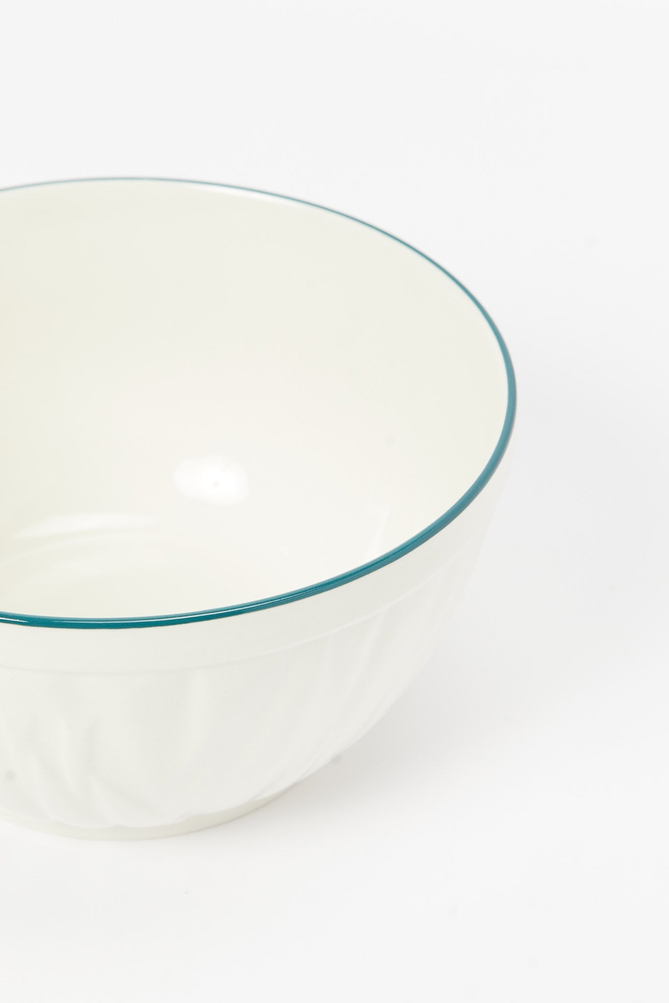 Redtag-White-Porcelain-Embossed-Round-Bowl-With-Copper-Border-Category:Bowls,-Colour:White,-Deals:New-In,-Dept:Home,-Filter:Home-Dining,-HMW-DIN-Serveware,-New-In-HMW-DIN,-Non-Sale,-S23B,-Section:Homewares-Home-Dining-