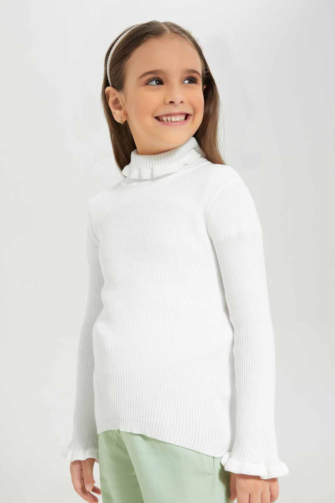 Redtag-Girls-White-Pullover-Category:Pullovers,-Colour:White,-Deals:New-In,-Dept:Girls,-Filter:Girls-(2-to-8-Yrs),-GIR-Pullovers,-New-In-GIR-APL,-Non-Sale,-S23A,-Section:Girls-(0-to-14Yrs),-TBL-Girls-2 to 8 Years