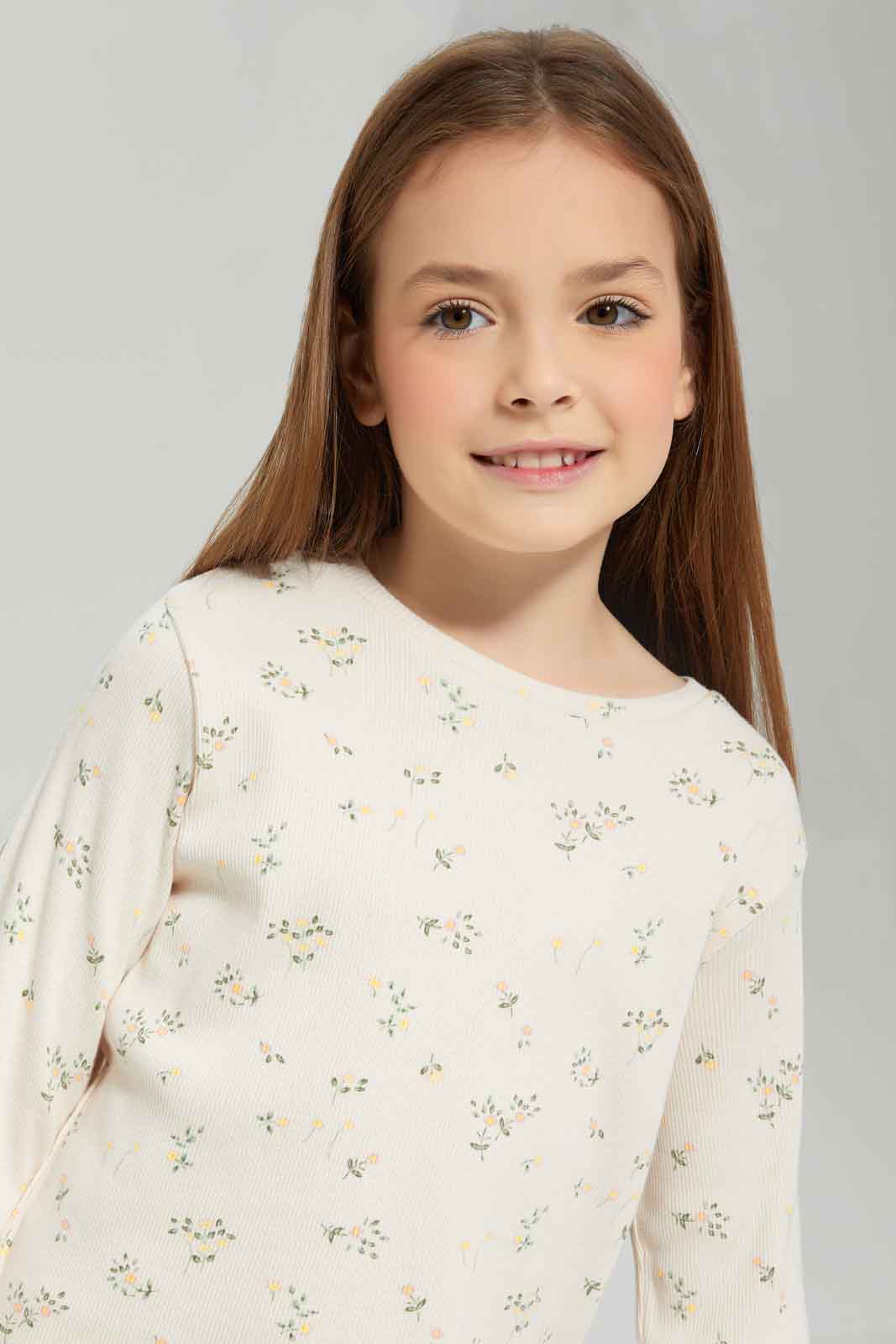 Redtag-Girls-Beige-Rib-Tee-Category:T-Shirts,-Colour:Beige,-Deals:New-In,-Dept:Girls,-Filter:Girls-(2-to-8-Yrs),-GIR-T-Shirts,-New-In-GIR-APL,-Non-Sale,-S23A,-Section:Girls-(0-to-14Yrs),-TBL-Girls-2 to 8 Years