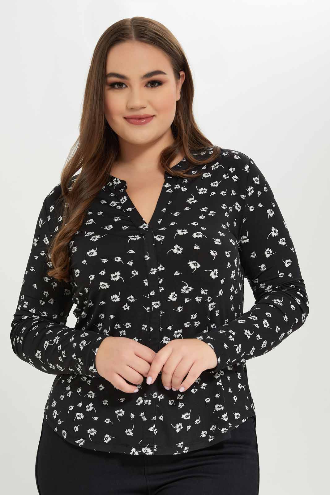 Redtag-Women-Black-Printed-Jersey-Top-Category:Tops,-Colour:Assorted,-Deals:New-In,-Dept:Ladieswear,-Filter:Plus-Size,-LDP-Tops,-New-In-LDP-APL,-Non-Sale,-S23A,-Section:Women-Women's-