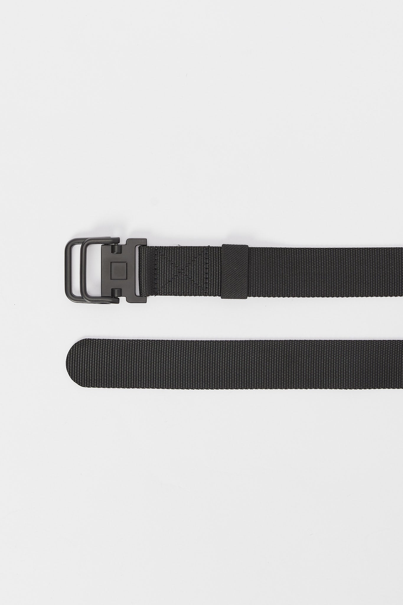 Redtag-Black-Elastic-Belt-Category:Belts,-Colour:Black,-Deals:New-In,-Dept:Menswear,-Filter:Men's-Accessories,-H1:ACC,-H2:GEN,-H3:MEA,-H4:FAA,-Men-Belts,-New-In,-New-In-Men-ACC,-Non-Sale,-S23A,-Season:S23B,-Section:Men-Men's-
