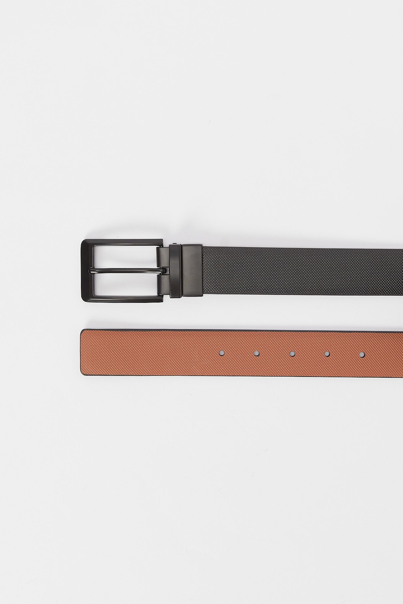 Redtag-Black-And-Brown-Belt-With-Twist-Buckle-Category:Belts,-Colour:Assorted,-Deals:New-In,-Dept:Menswear,-Filter:Men's-Accessories,-H1:ACC,-H2:GEN,-H3:MEA,-H4:FAA,-Men-Belts,-New-In,-New-In-Men-ACC,-Non-Sale,-S23A,-Season:S23B,-Section:Men-Men's-