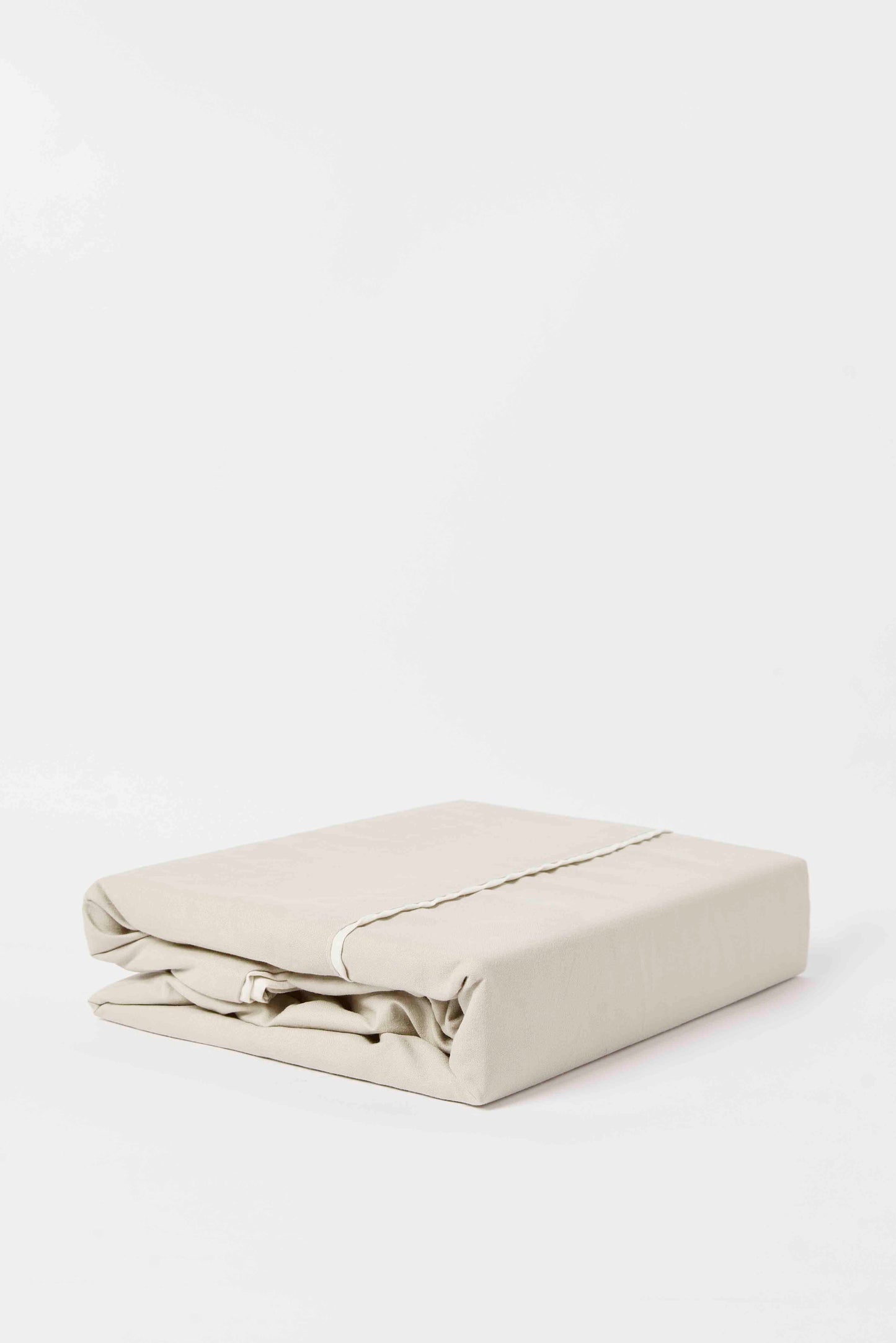 Redtag-Beige/Ivory-Reversible-2-Piece-Duvet-Cover-Set-(Single-Size)-Category:Duvet-Covers,-Colour:Beige,-Deals:New-In,-Dept:Home,-Filter:Home-Bedroom,-HMW-BED-Duvet-Covers,-New-In-HMW-BED,-Non-Sale,-S23A,-Section:Homewares-Home-Bedroom-