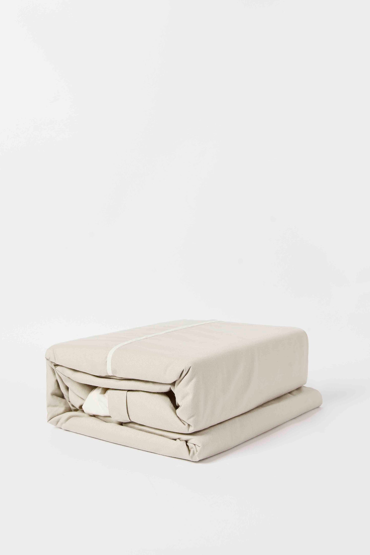 Redtag-Beige/Ivory-Reversible-3-Piece-Duvet-Cover-Set-(King-Size)-Category:Duvet-Covers,-Colour:Beige,-Deals:New-In,-Dept:Home,-Filter:Home-Bedroom,-HMW-BED-Duvet-Covers,-New-In-HMW-BED,-Non-Sale,-S23A,-Section:Homewares-Home-Bedroom-