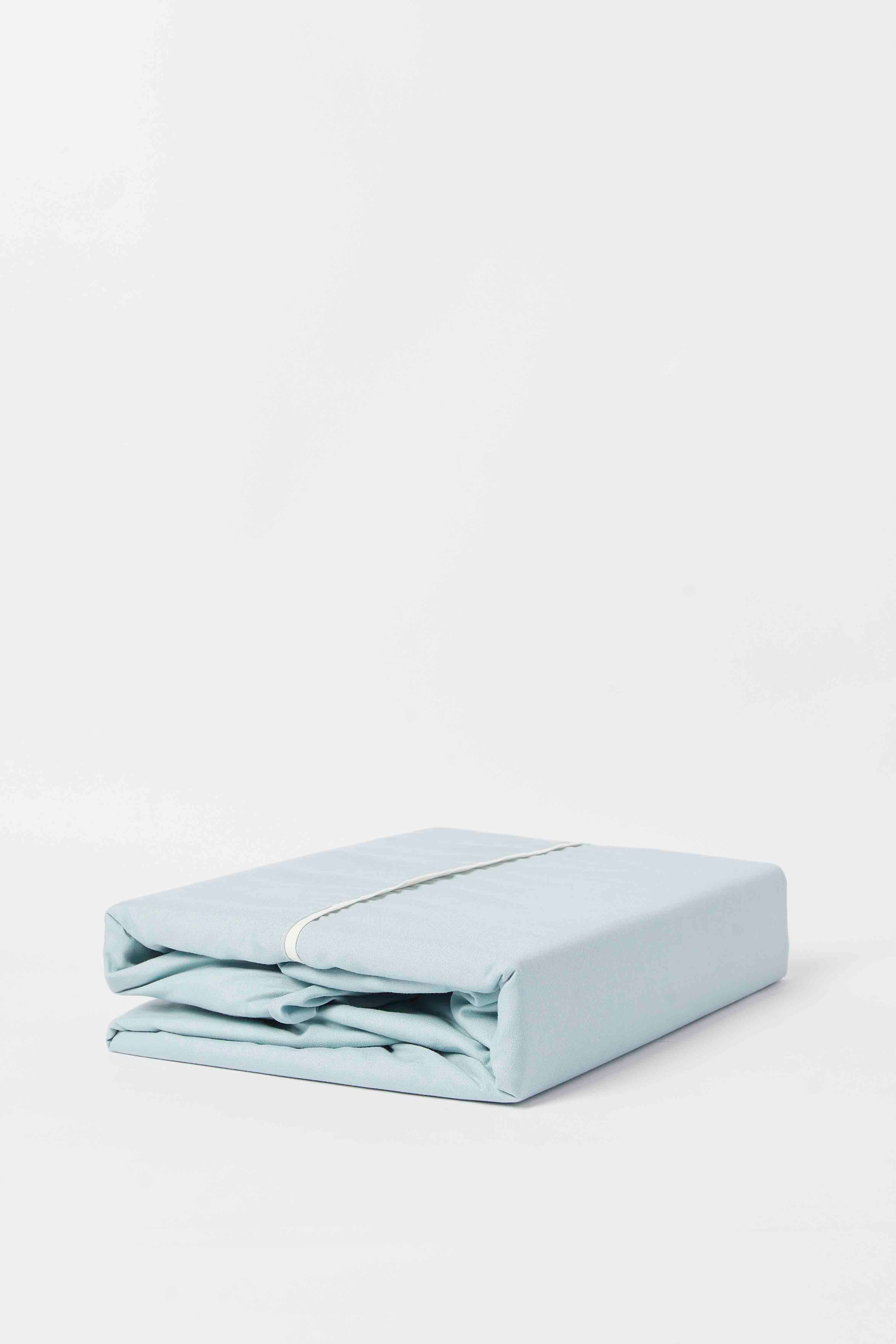 Redtag-Teal/Ivory-Reversible-2-Piece-Duvet-Cover-Set
-(Single-Size)-Category:Duvet-Covers,-Colour:Teal,-Deals:New-In,-Dept:Home,-Filter:Home-Bedroom,-HMW-BED-Duvet-Covers,-New-In-HMW-BED,-Non-Sale,-S23A,-Section:Homewares-Home-Bedroom-