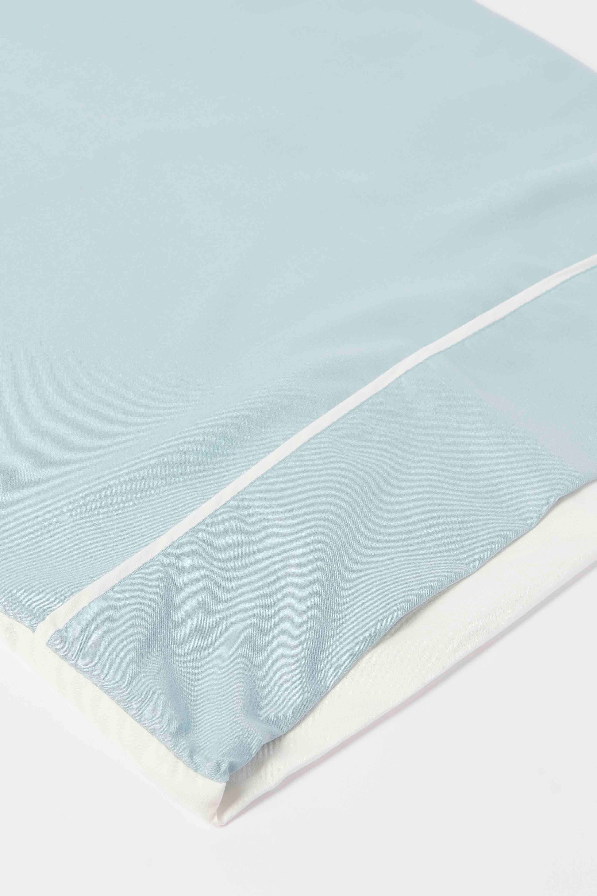 Redtag-Teal/Ivory-Reversible-3-Piece-Duvet-Cover-Set
-(Double-Size)-Category:Duvet-Covers,-Colour:Teal,-Deals:New-In,-Dept:Home,-Filter:Home-Bedroom,-HMW-BED-Duvet-Covers,-New-In-HMW-BED,-Non-Sale,-S23A,-Section:Homewares-Home-Bedroom-