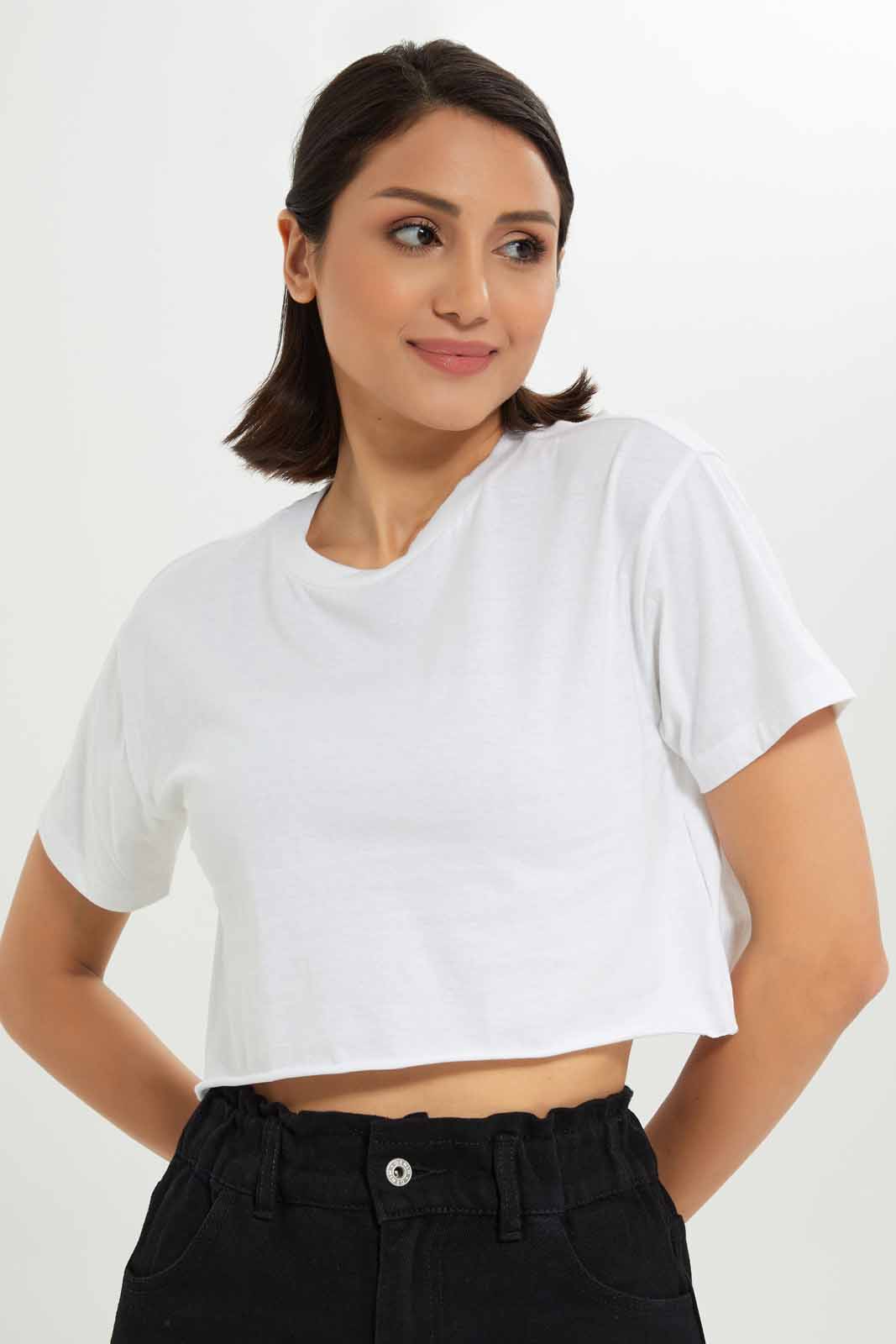 Redtag-Women-White-Boxy-Cropped-Tee-Category:T-Shirts,-Colour:White,-Deals:New-In,-Dept:Ladieswear,-Filter:Women's-Clothing,-KSH,-New-In-Women-APL,-Non-Sale,-S23A,-Section:Women,-Women-T-Shirts-Women's-