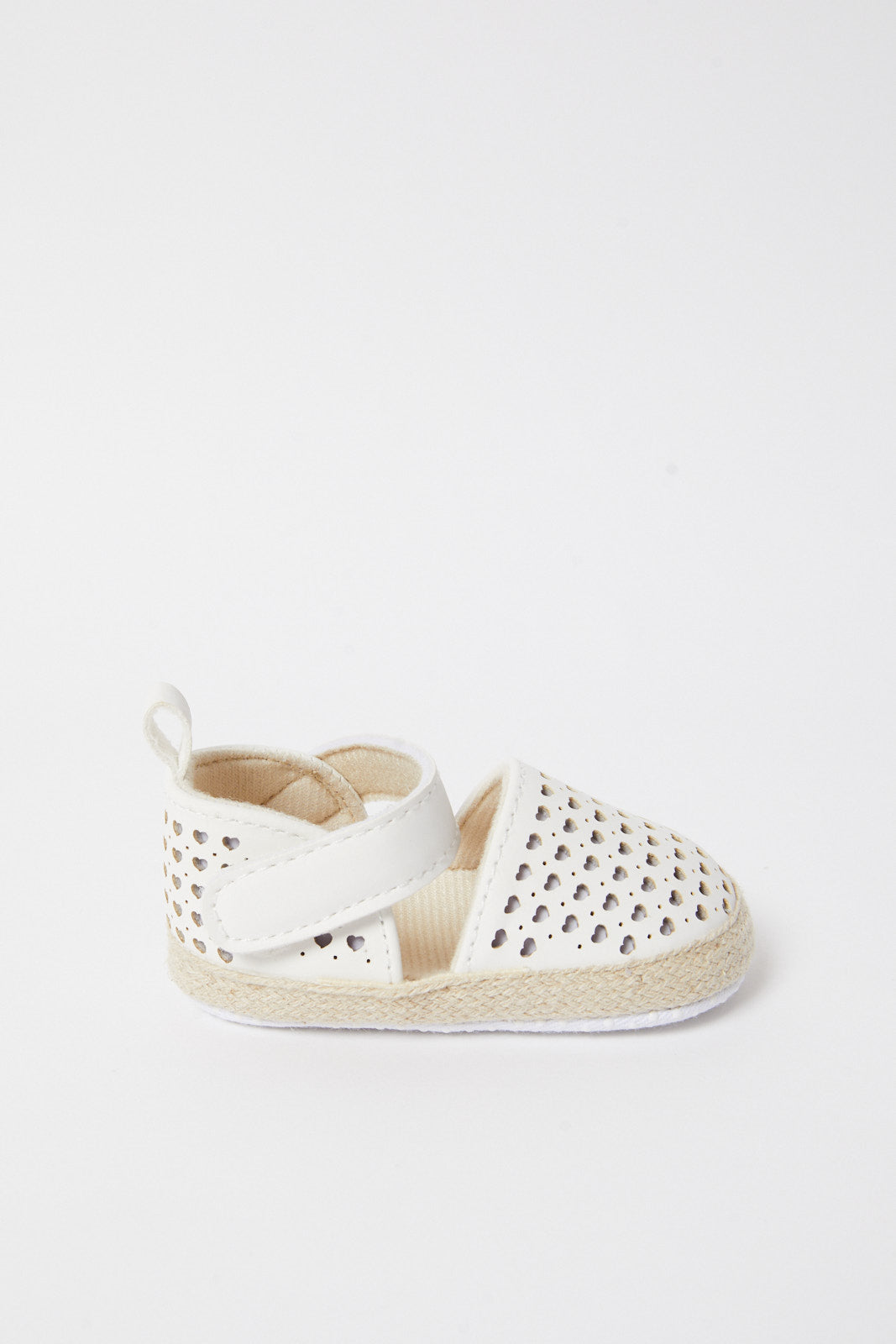 Redtag-White-Pram-Shoe-Category:Shoes,-Colour:White,-Deals:New-In,-Filter:Baby-Footwear-(0-to-18-Mths),-N/A,-NBF-Shoes,-New-In-NBF-FOO,-Non-Sale,-S23B,-Section:Boys-(0-to-14Yrs)-Baby-0 to 18 Months
