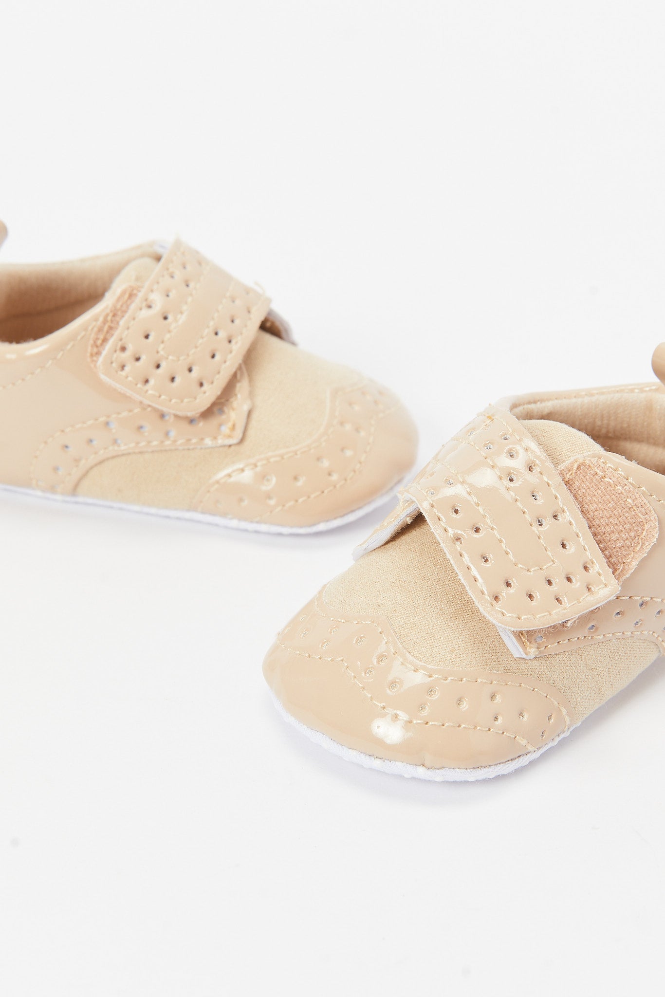 Redtag-Beige-Parm-Shoe-Category:Shoes,-Colour:Beige,-Deals:New-In,-Filter:Baby-Footwear-(0-to-18-Mths),-N/A,-NBF-Shoes,-New-In-NBF-FOO,-Non-Sale,-S23B,-Section:Boys-(0-to-14Yrs)-Baby-0 to 18 Months
