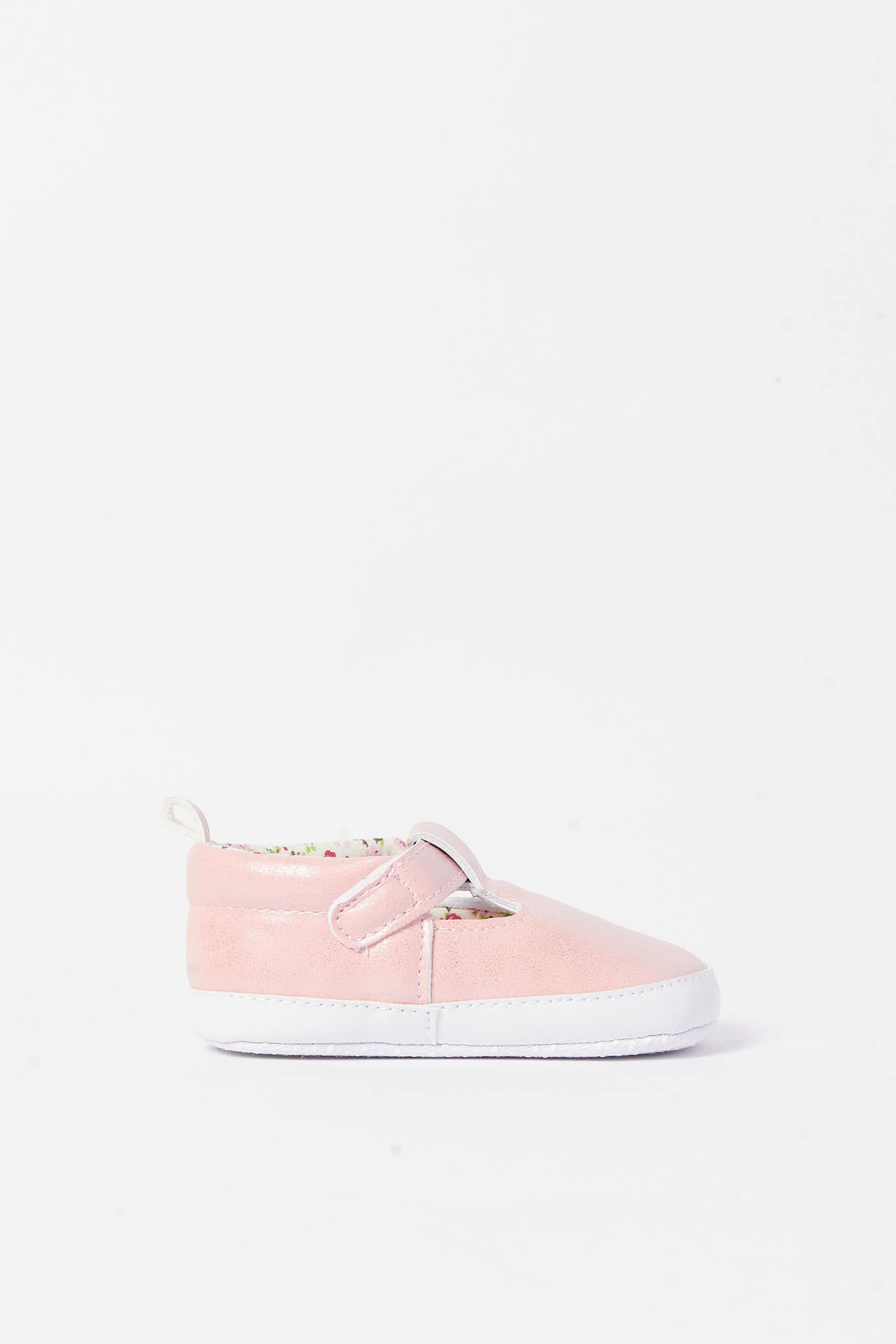 Redtag-Pink-Pram-Shoe-Category:Shoes,-Colour:Pink,-Deals:New-In,-Filter:Baby-Footwear-(0-to-18-Mths),-N/A,-NBF-Shoes,-New-In-NBF-FOO,-Non-Sale,-S23A,-Section:Boys-(0-to-14Yrs)-Baby-0 to 18 Months