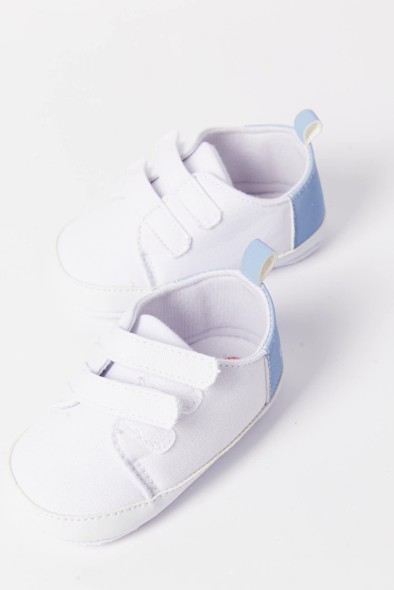 Redtag-White-Pram-Shoe-Category:Shoes,-Colour:White,-Deals:New-In,-Filter:Baby-Footwear-(0-to-18-Mths),-N/A,-NBF-Shoes,-New-In-NBF-FOO,-Non-Sale,-S23A,-Section:Boys-(0-to-14Yrs)-Baby-0 to 18 Months