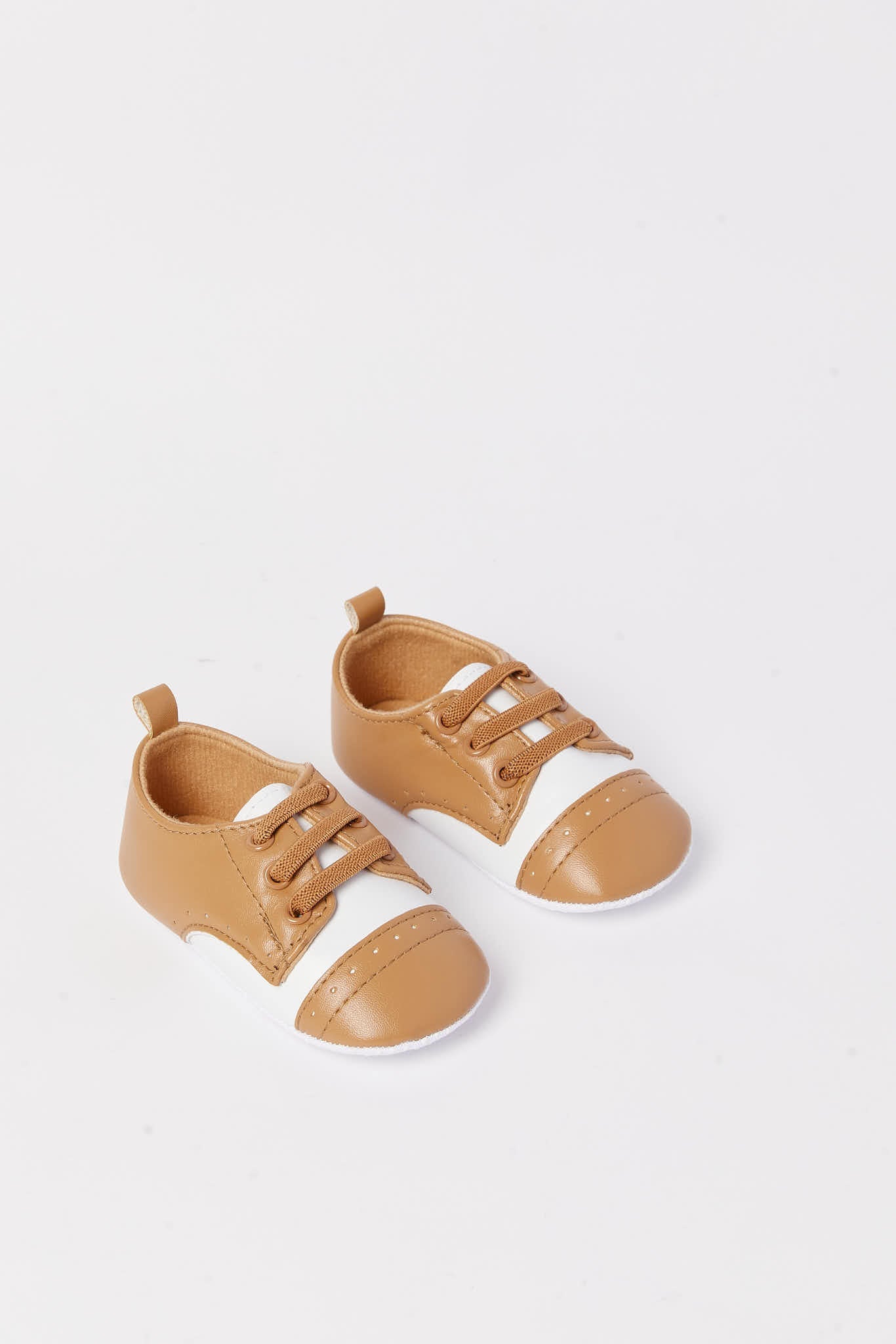 Redtag-Beige-Pram-Shoe-Category:Shoes,-Colour:Beige,-Deals:New-In,-Filter:Baby-Footwear-(0-to-18-Mths),-N/A,-NBF-Shoes,-New-In-NBF-FOO,-Non-Sale,-S23A,-Section:Boys-(0-to-14Yrs)-Baby-0 to 18 Months