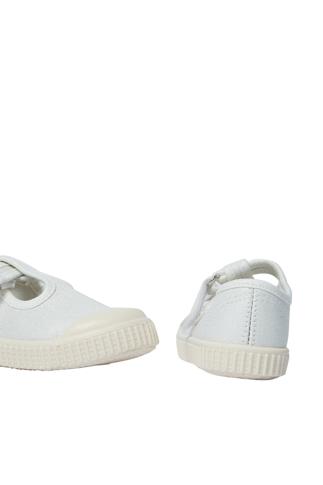 Redtag-White-Strap-Sneaker-Category:Trainers,-Colour:White,-Deals:New-In,-Filter:Girls-Footwear-(3-to-5-Yrs),-GIR-Trainers,-N/A,-New-In-GIR-FOO,-Non-Sale,-S23A,-Section:Girls-(0-to-14Yrs)-Girls-3 to 5 Years