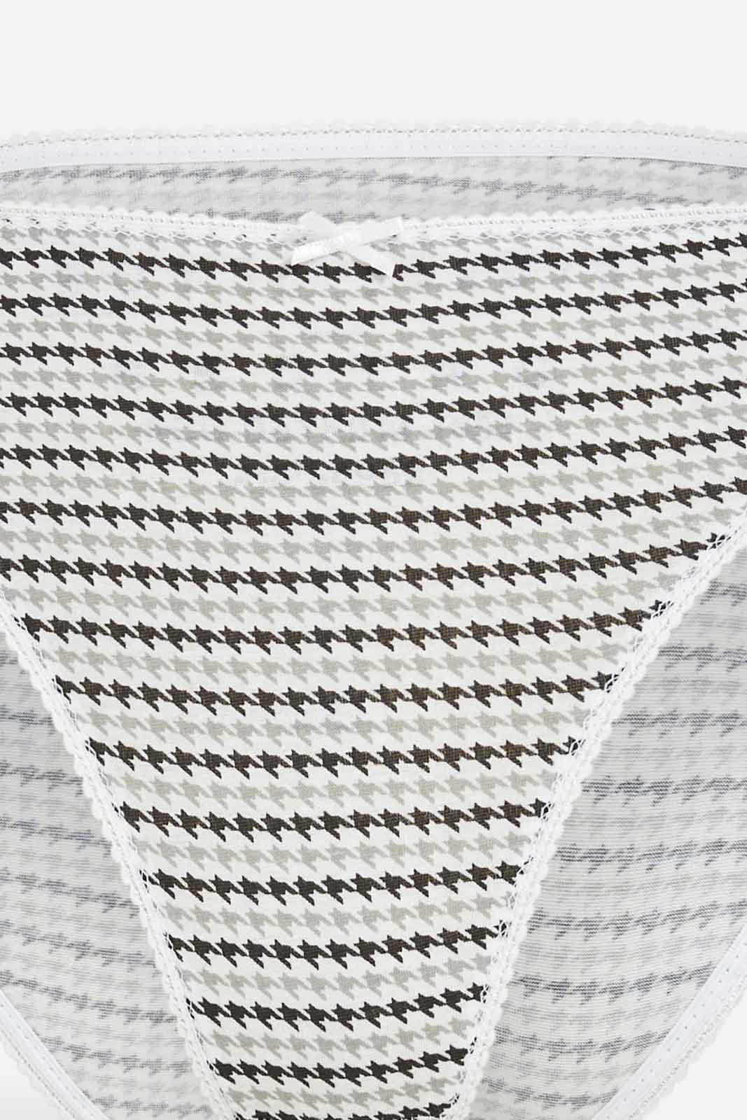 Redtag-Women-Regular-Brief-Pack---Full-Brief-(Mama)-365,-Category:Briefs,-Colour:Assorted,-Deals:New-In,-Dept:Ladieswear,-Filter:Women's-Clothing,-New-In-Women-APL,-Non-Sale,-Section:Women,-Women-Briefs--