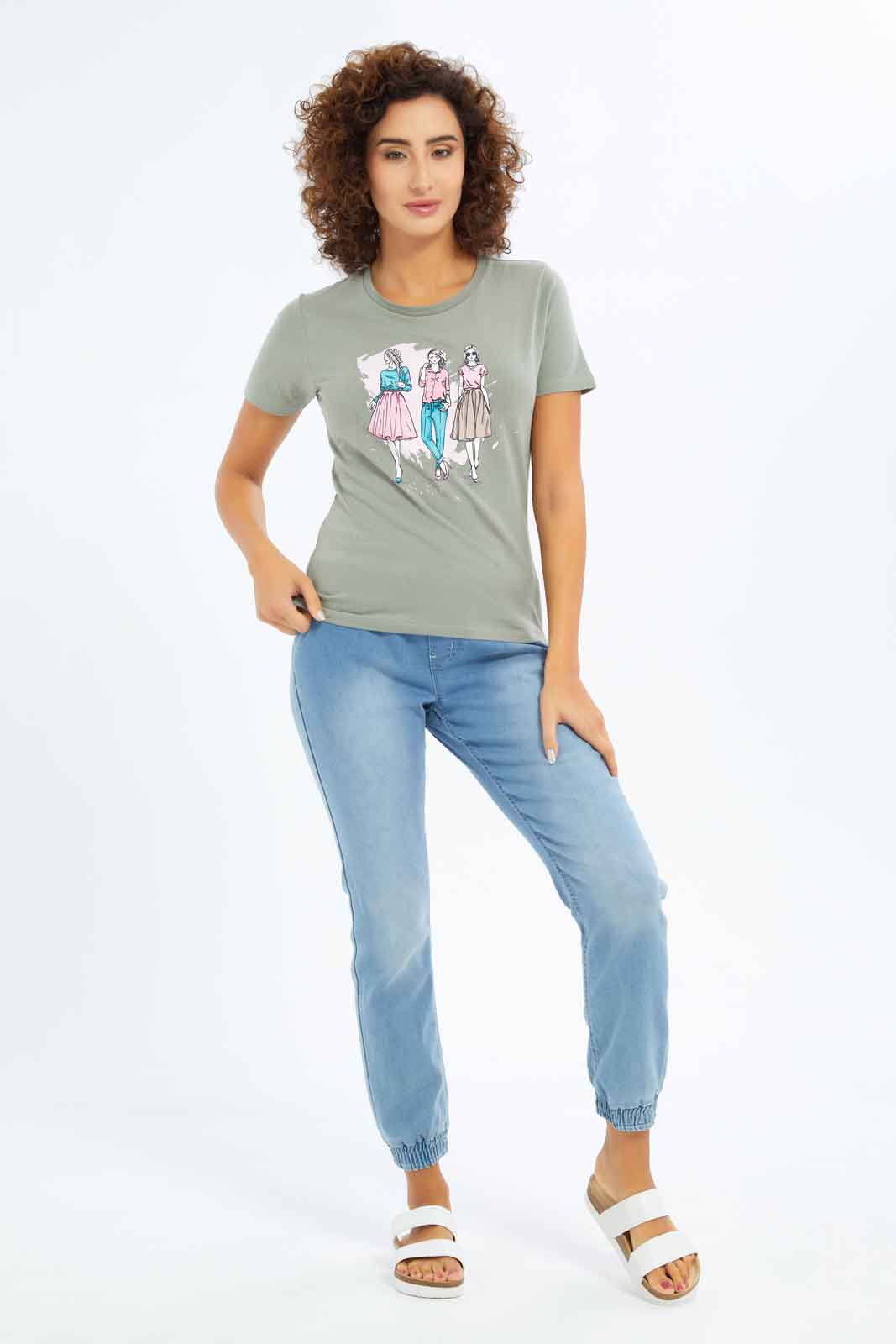 Redtag-Women-Olive-Photographic-Print-T-Shirt-Category:T-Shirts,-Colour:Olive,-Deals:New-In,-Dept:Ladieswear,-Filter:Women's-Clothing,-New-In-Women-APL,-Non-Sale,-S23A,-Section:Women,-TBL,-Women-T-Shirts-Women's-