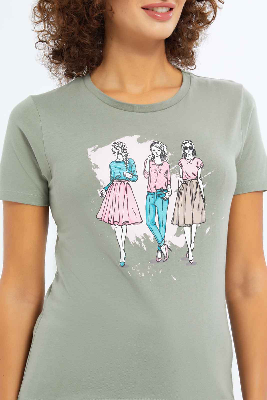 Redtag-Women-Olive-Photographic-Print-T-Shirt-Category:T-Shirts,-Colour:Olive,-Deals:New-In,-Dept:Ladieswear,-Filter:Women's-Clothing,-New-In-Women-APL,-Non-Sale,-S23A,-Section:Women,-TBL,-Women-T-Shirts-Women's-