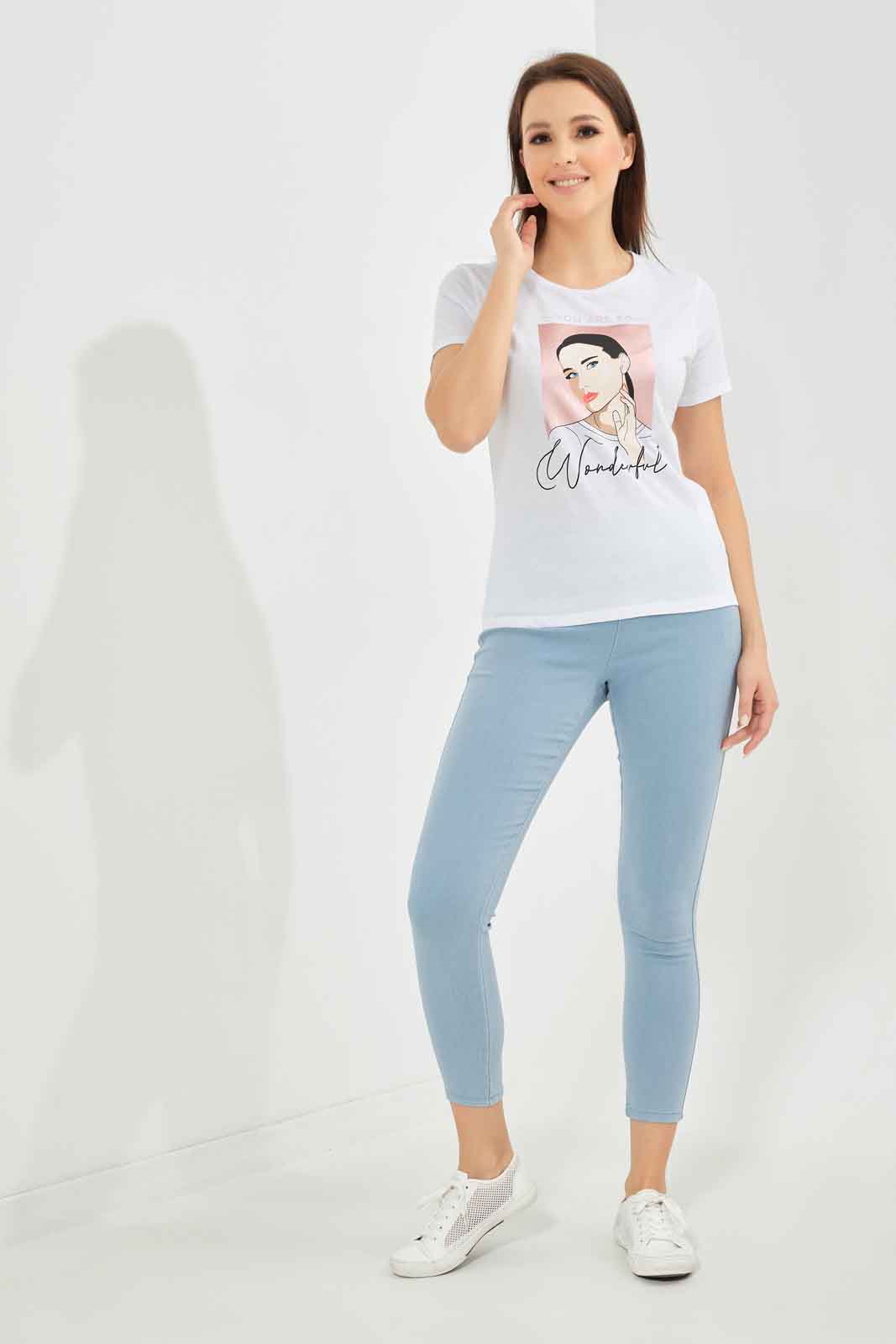 Redtag-Women-White-Photographic-Print-T-Shirt-Category:T-Shirts,-Colour:White,-Deals:New-In,-Dept:Ladieswear,-Filter:Women's-Clothing,-New-In-Women-APL,-Non-Sale,-S23A,-Section:Women,-TBL,-Women-T-Shirts-Women's-