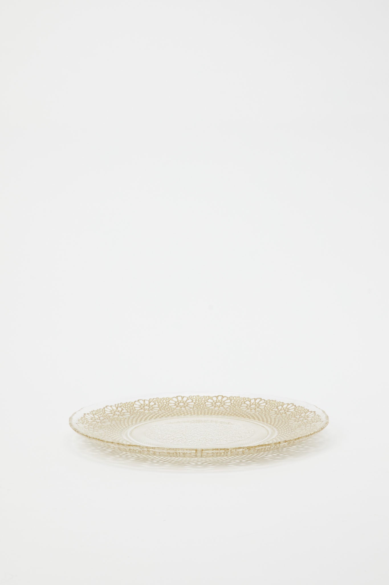 Redtag-Gold-Geomatric-Glass-Dinner-Plate-Category:Plates,-Colour:Gold,-Deals:New-In,-Dept:Home,-Filter:Home-Dining,-H1:HMW,-H2:DIN,-H3:CRC,-H4:CSN,-HMW-DIN-Crockery,-New-In-HMW-DIN,-Non-Sale,-Promo:JULIETTE,-RMD,-S23B,-Season:S23B,-Section:Homewares,-Style:GOLDBAND-Home-Dining-
