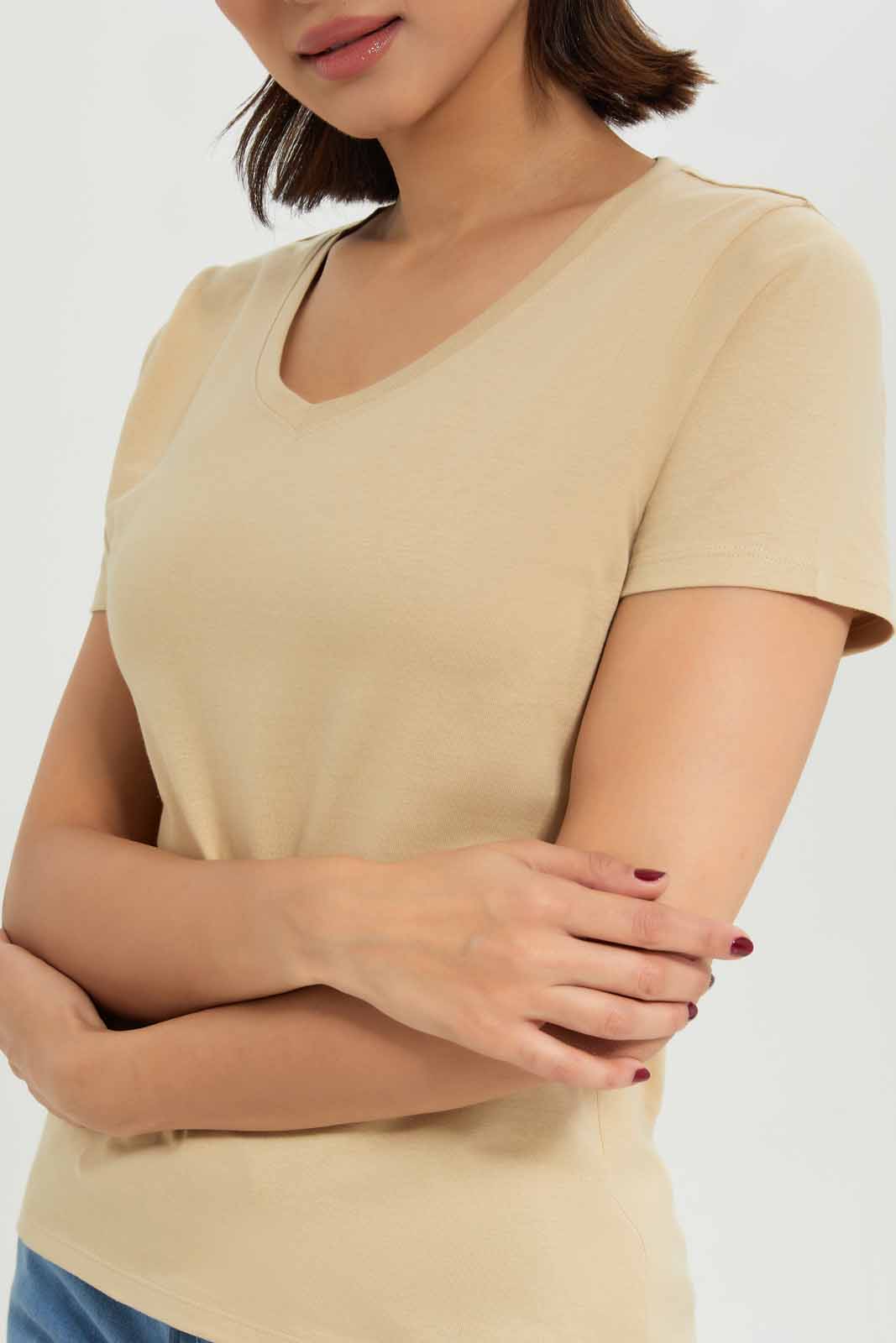 Redtag-Women-Ivory-Short-Sleevev--Neck-T-Shirt-Category:T-Shirts,-Colour:Ivory,-Deals:New-In,-Dept:Ladieswear,-Filter:Women's-Clothing,-New-In-Women-APL,-Non-Sale,-S23A,-Section:Women,-TBL,-Women-T-Shirts-Women's-